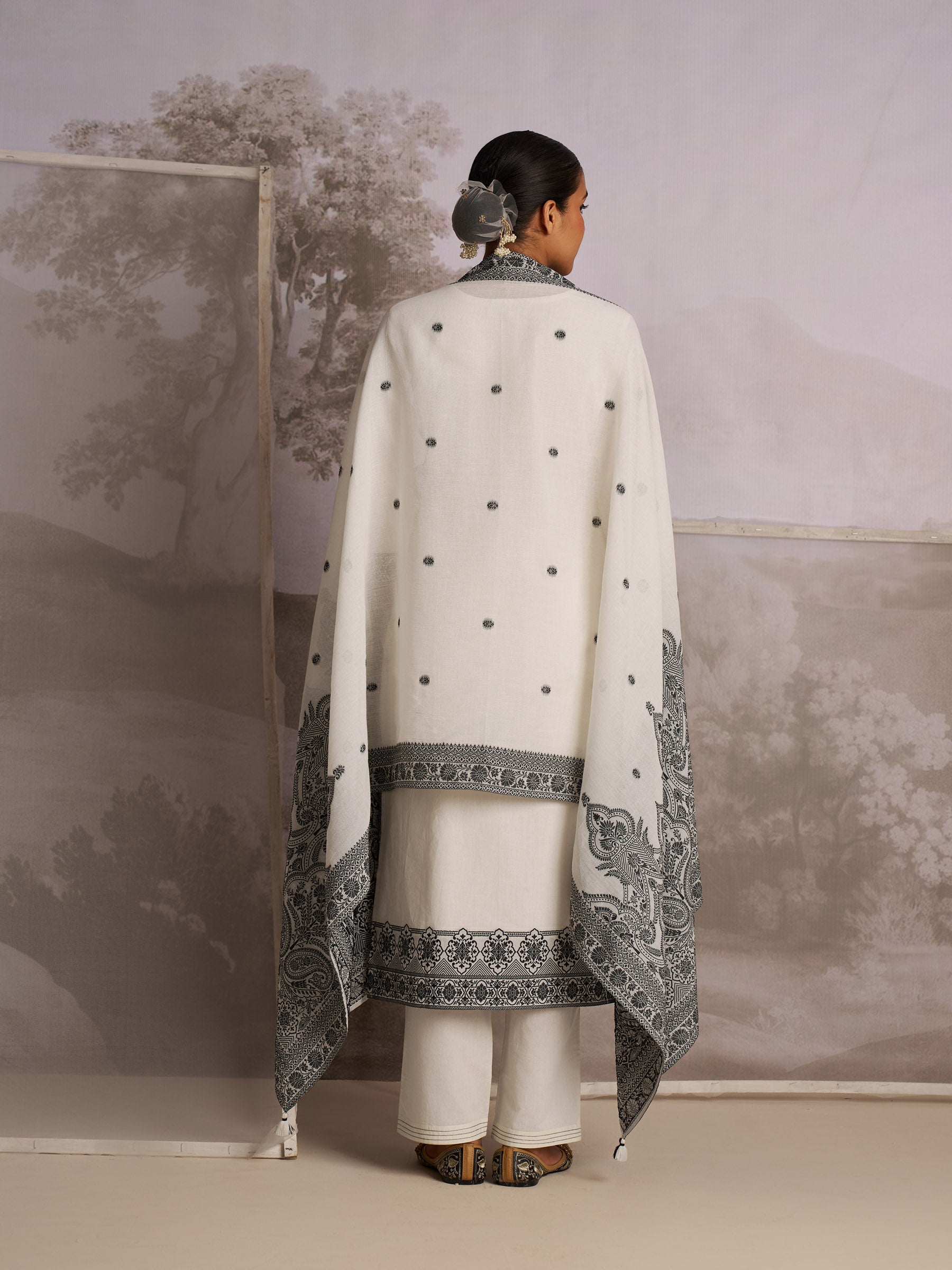 Seraphic Cotton Kurta Set