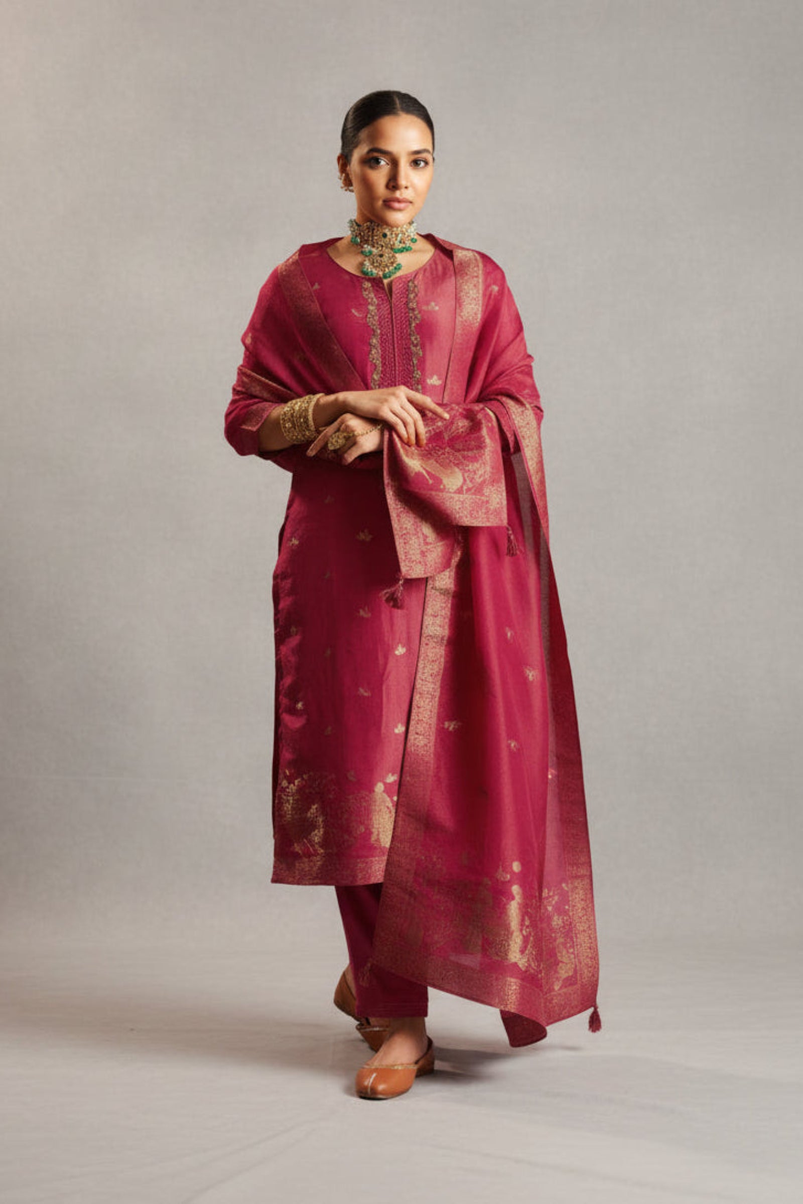 Rozenna Jacquard Embroidered Kurta Set