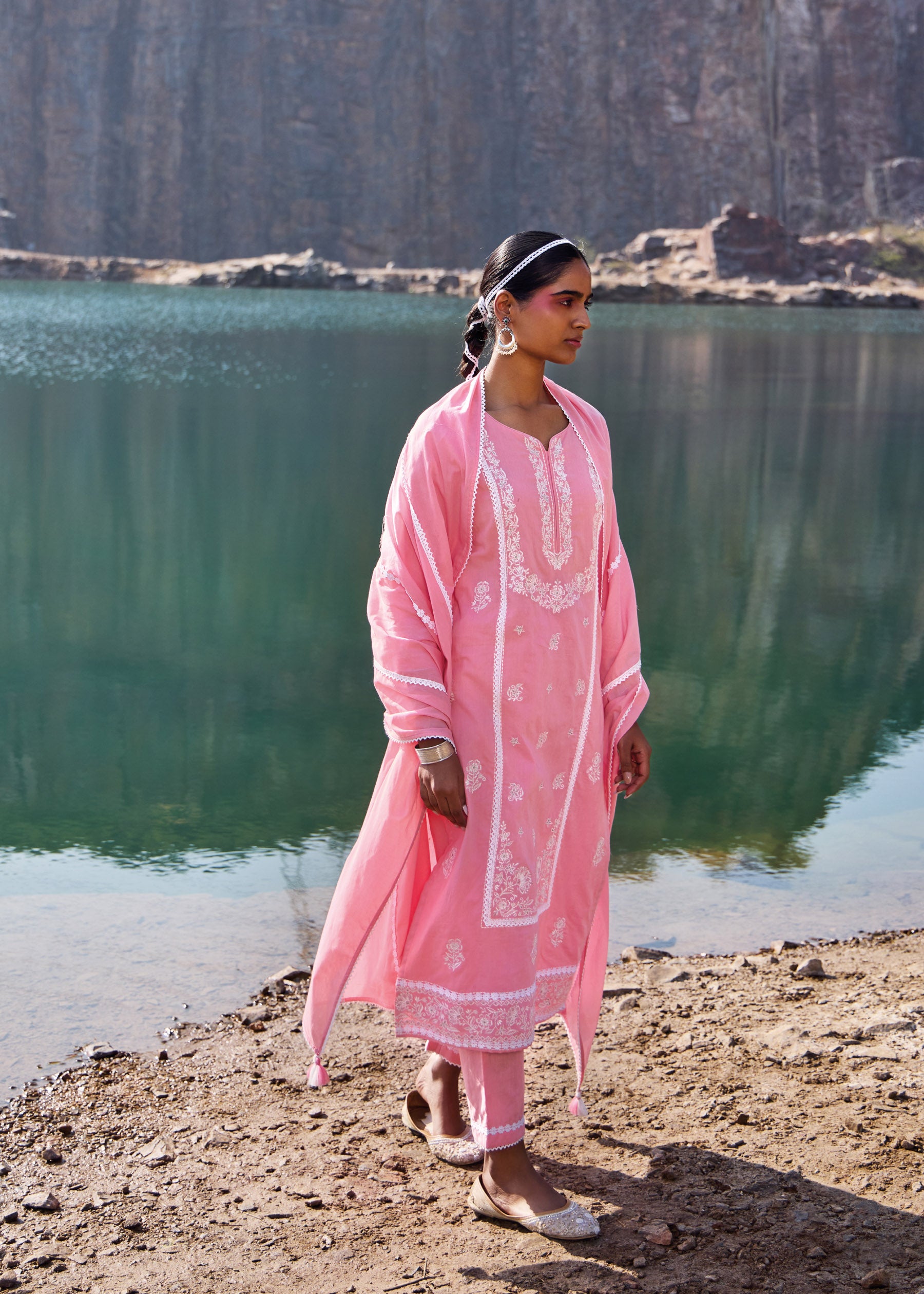 Vaila Luxe Chikankari Cotton Kurta Set