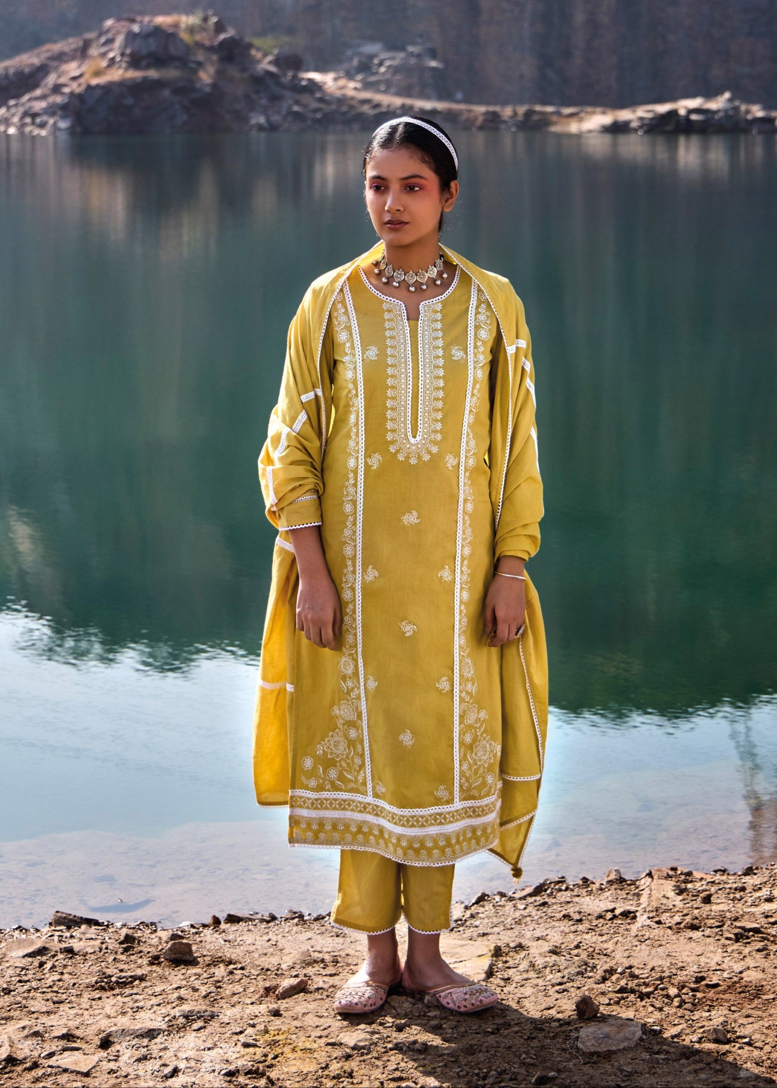 Aveline Cotton Chikankari Kurta Set
