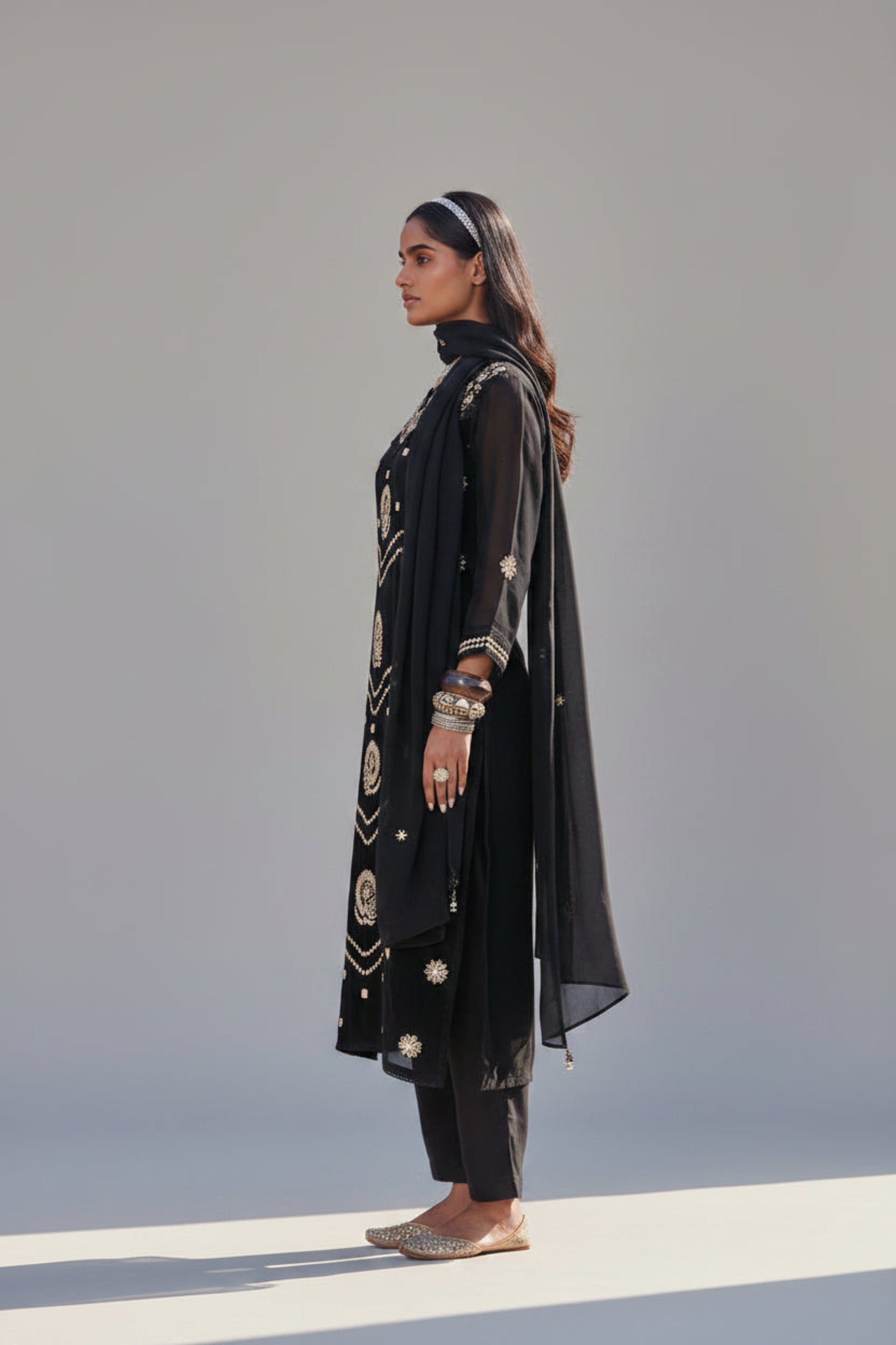 Delphine Embroidered Organza Kurta Set