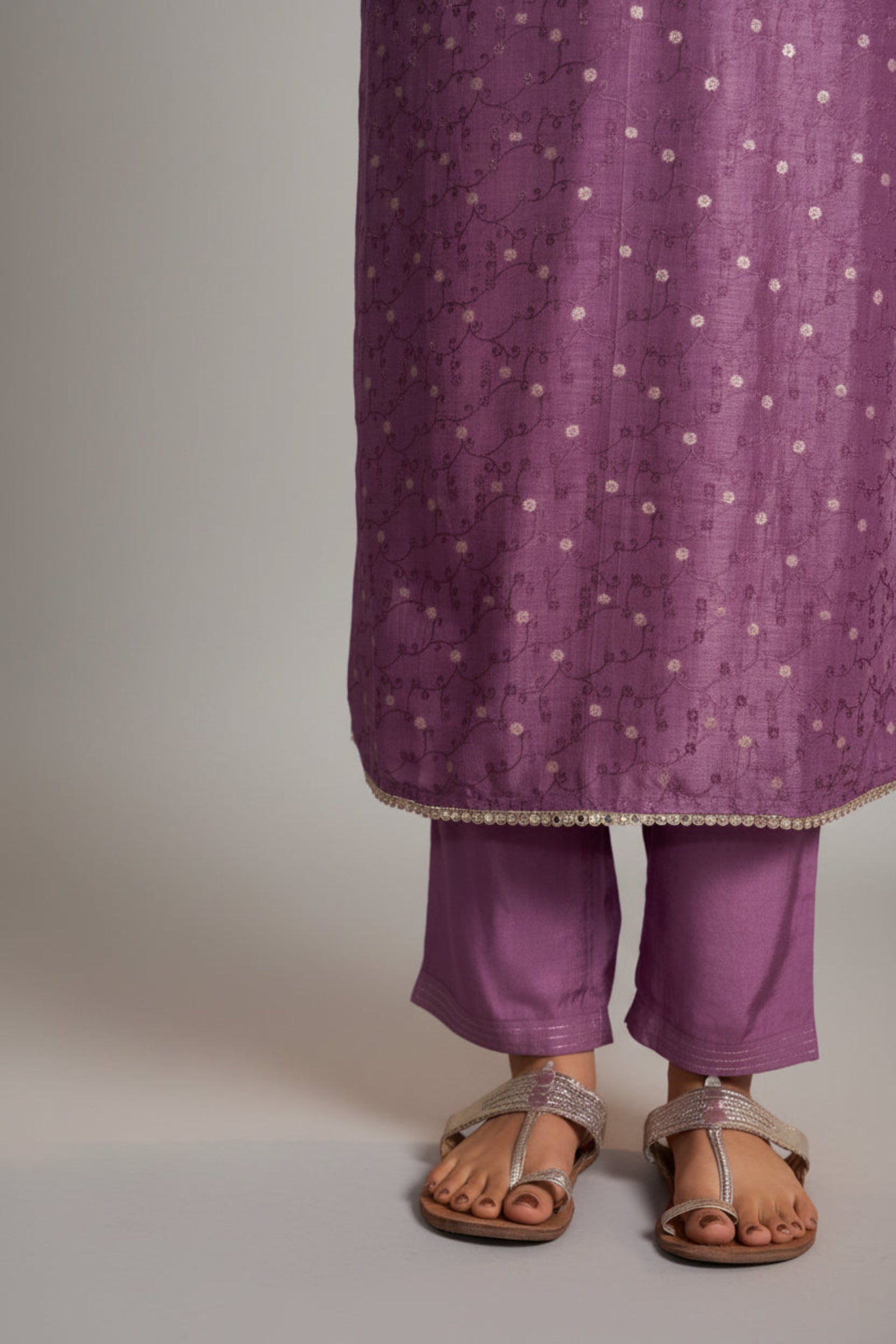 Mirror Embroidery Kurta Set – Purple