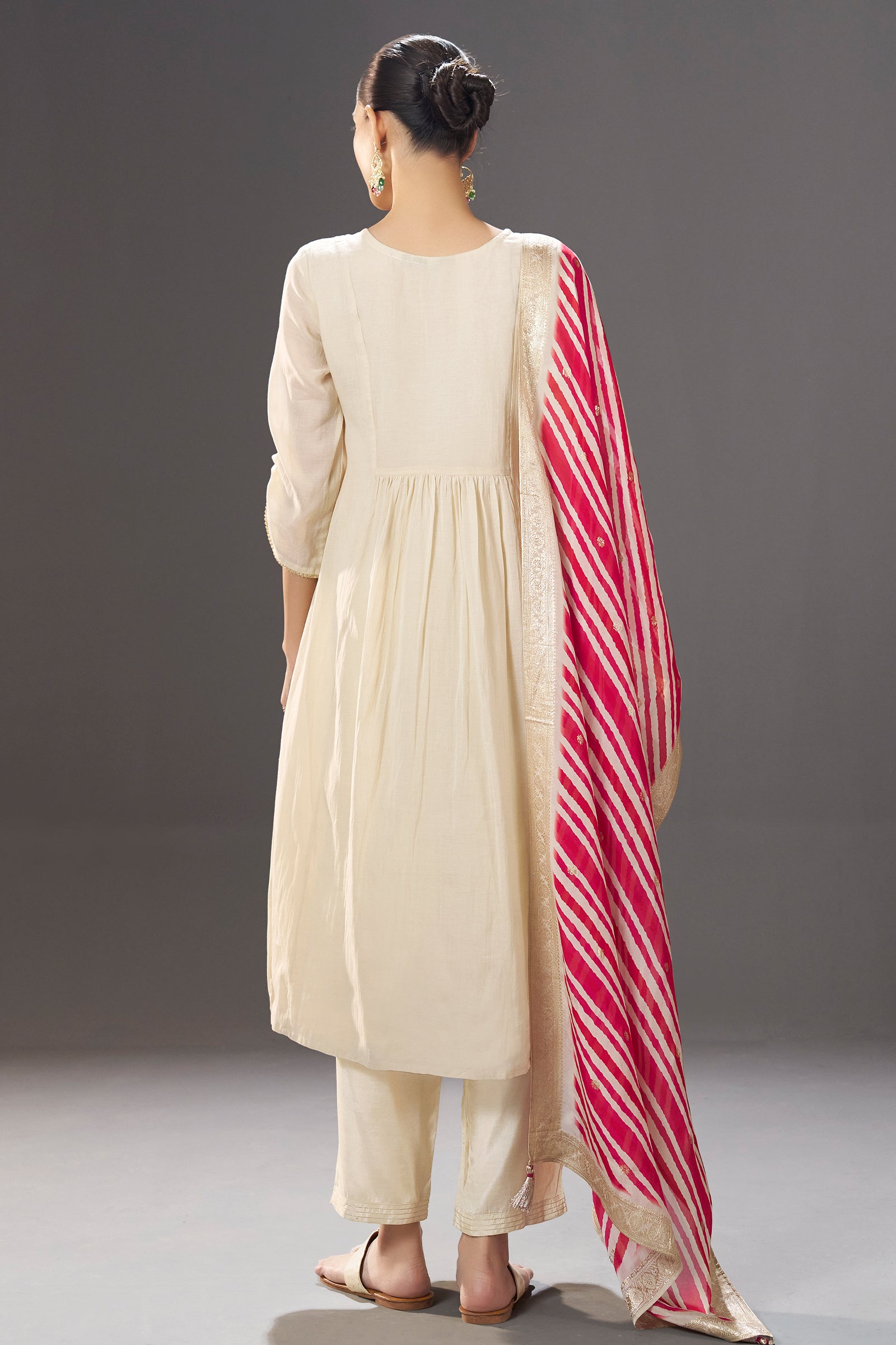 Ivory Blossom Embroidery Kurta Set with Leheriya Dupatta