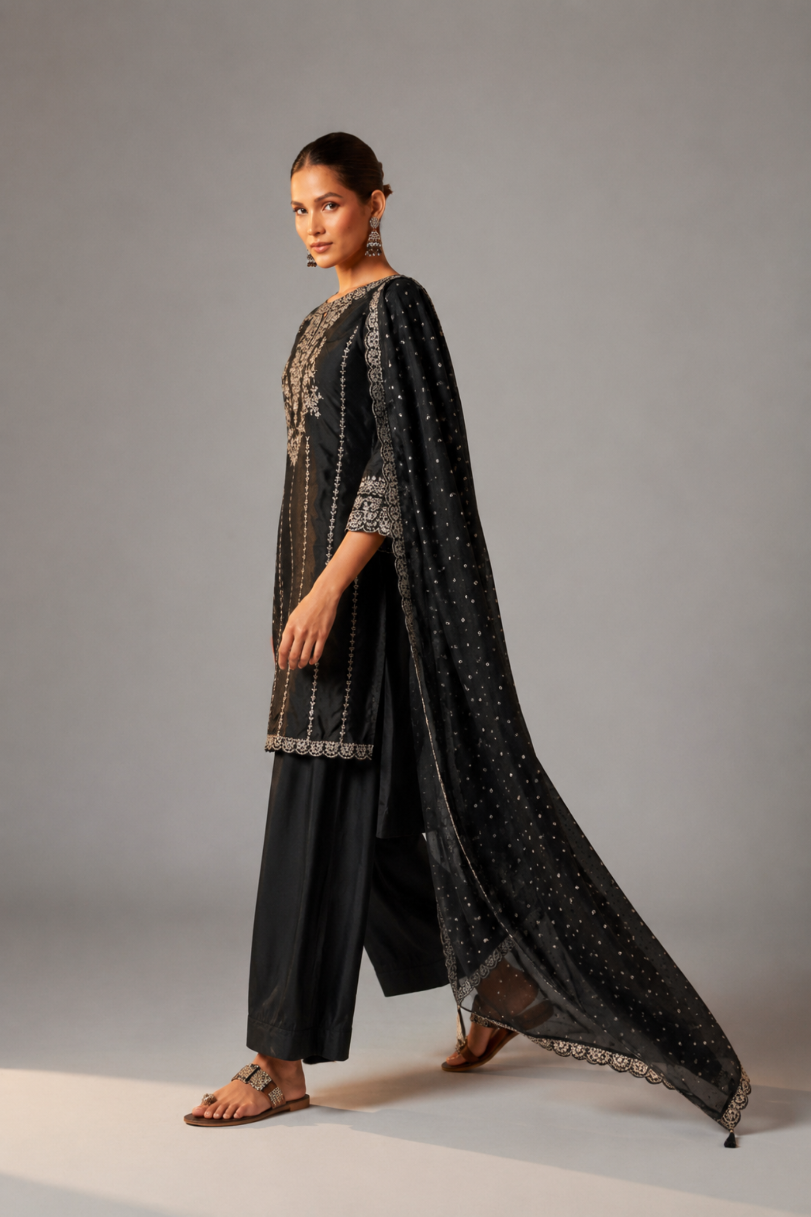 Ravelyn Black Zari Embroidered Kurta Set