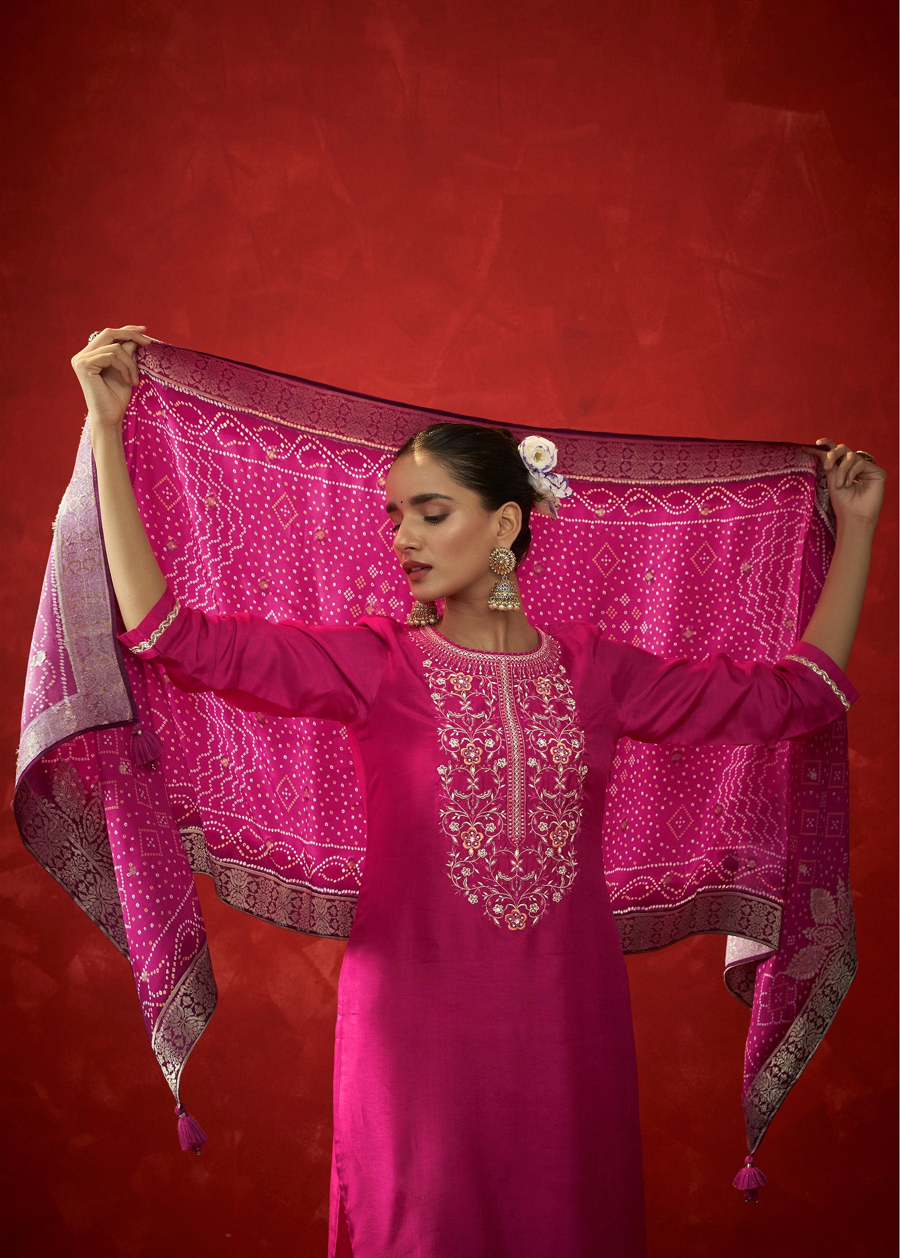 Manika Rani Embroidery Kurta Set