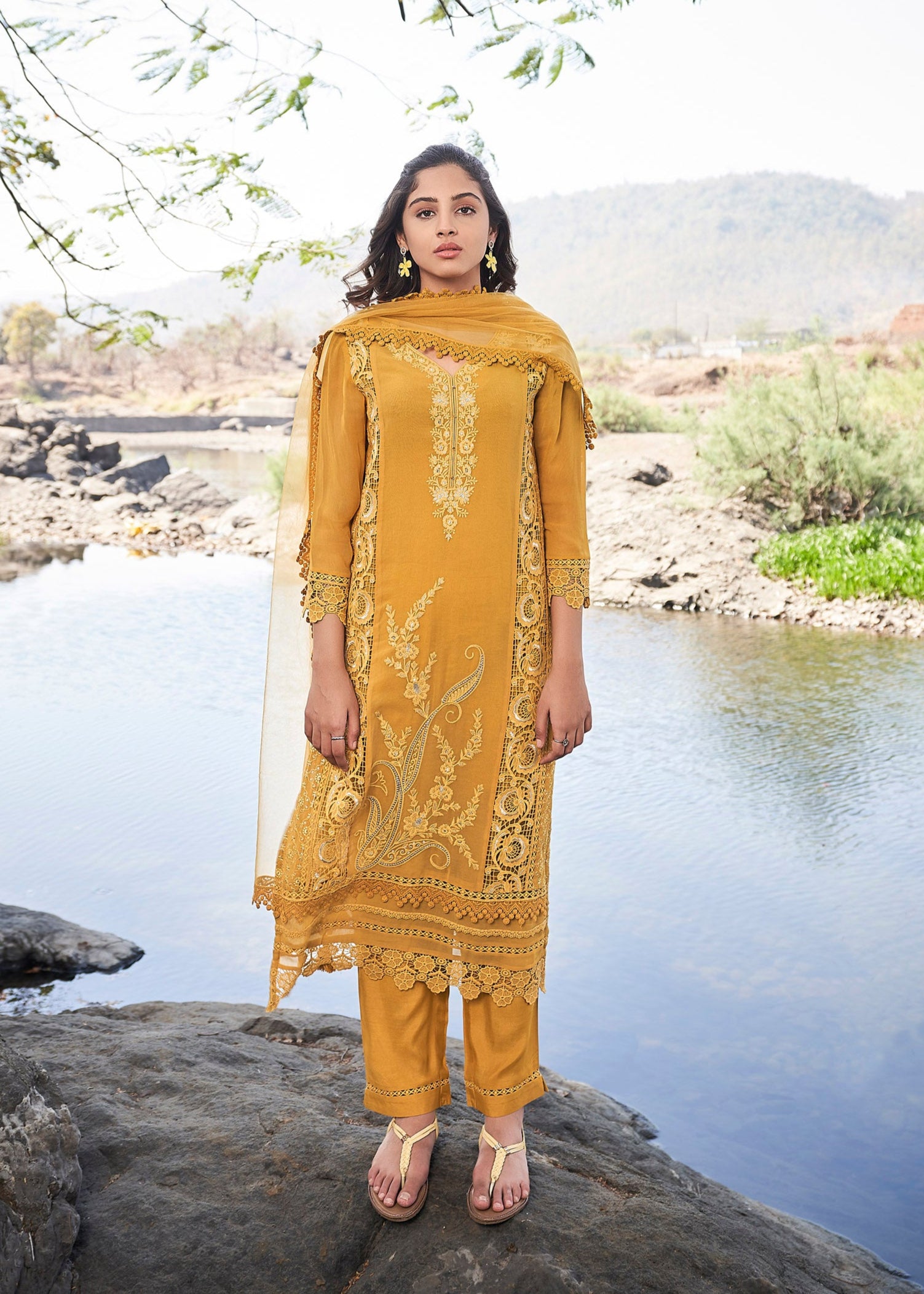 Organza Touch Mustard Georgette Set
