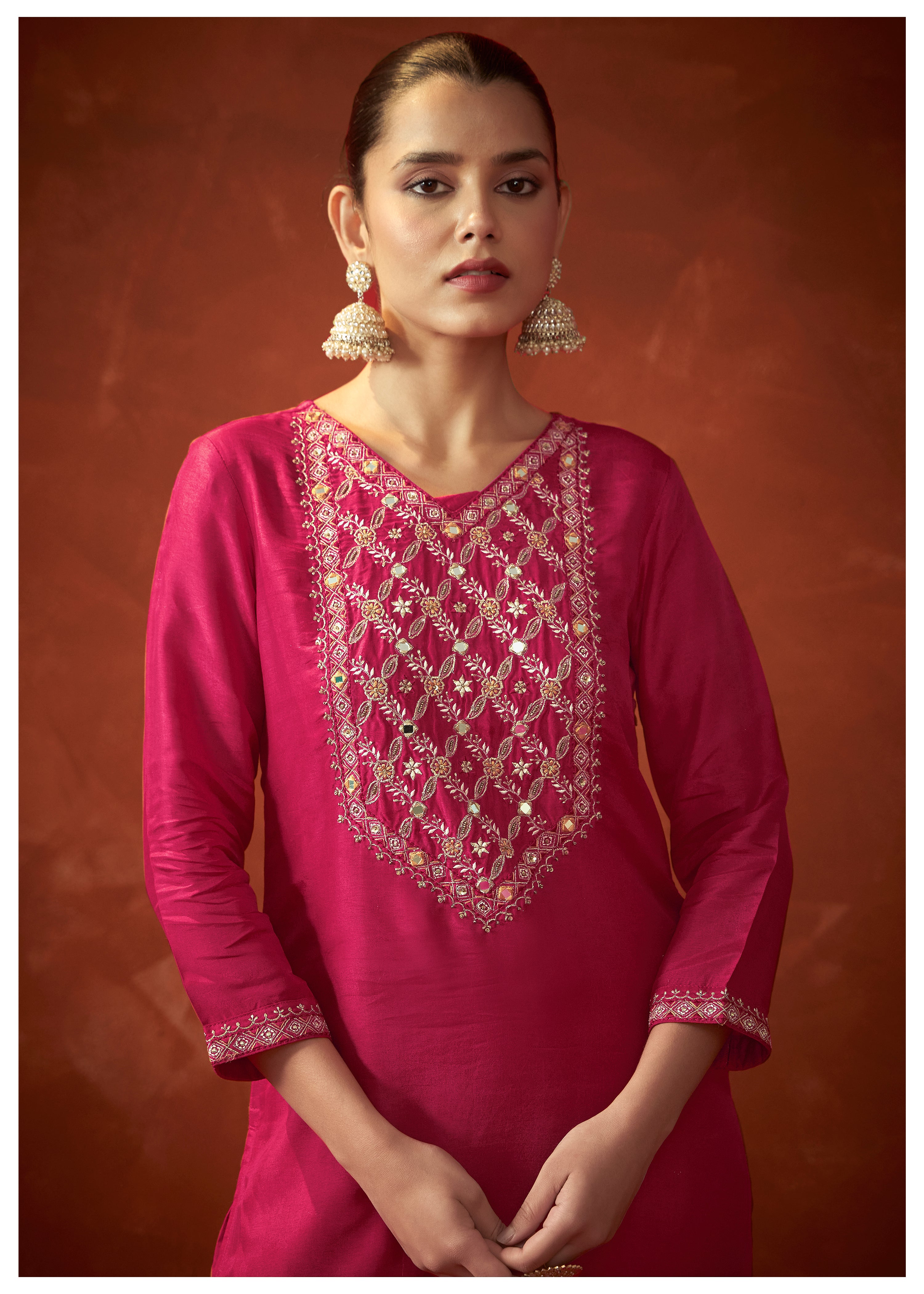 Rani Radiance Dola Silk Set