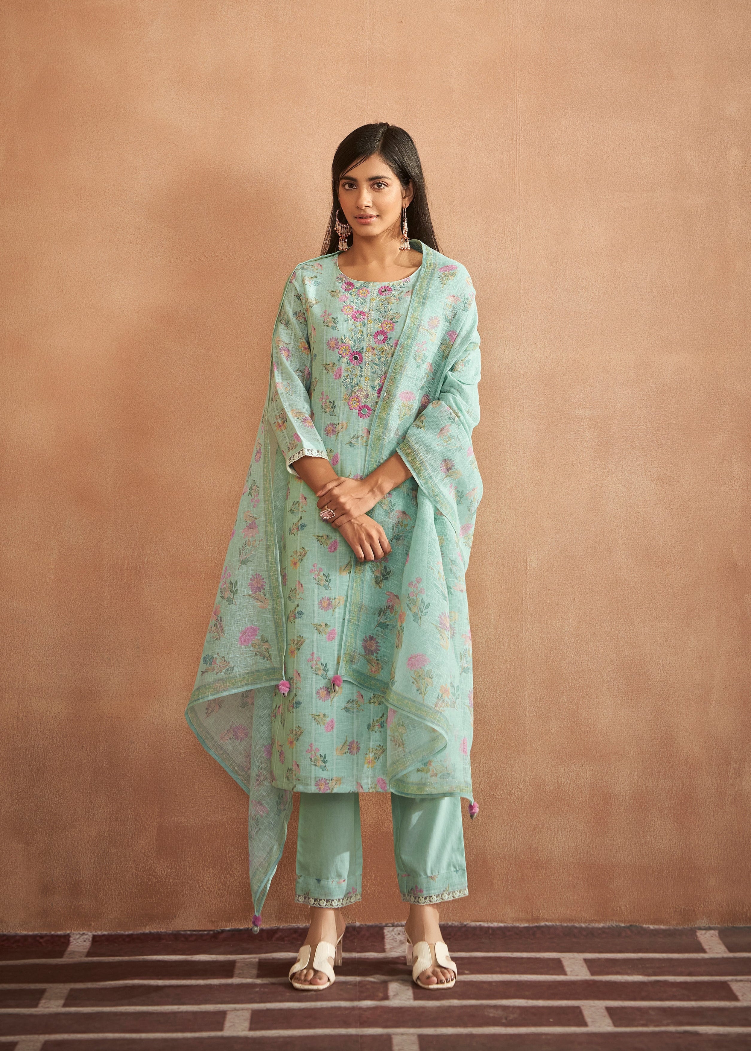 Sky Cotton Linen Embroidered Set