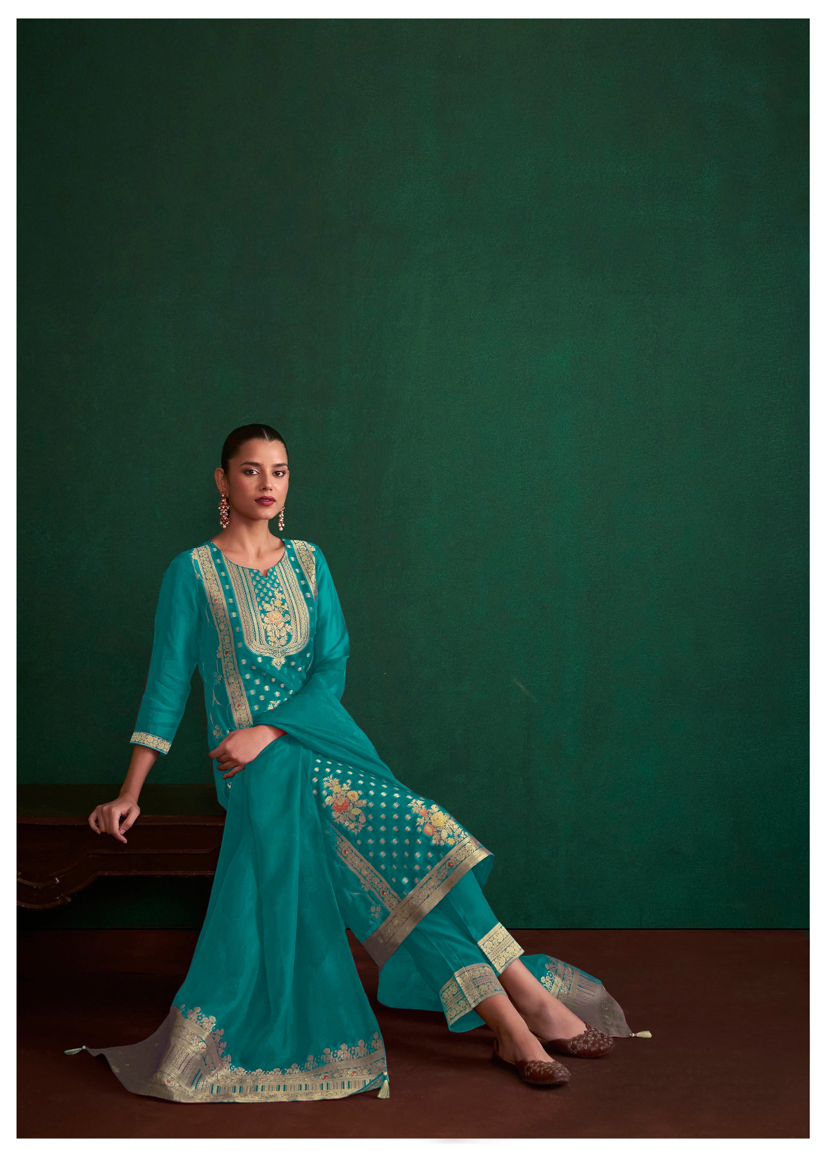 Rama Charm Organza Jacquard Set
