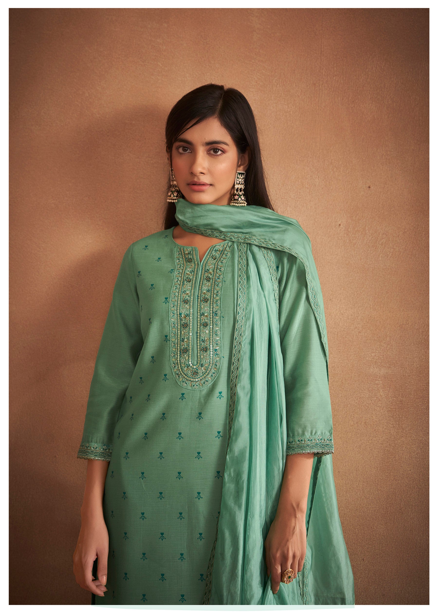 Green Shimmer Embroidered Kurta Set