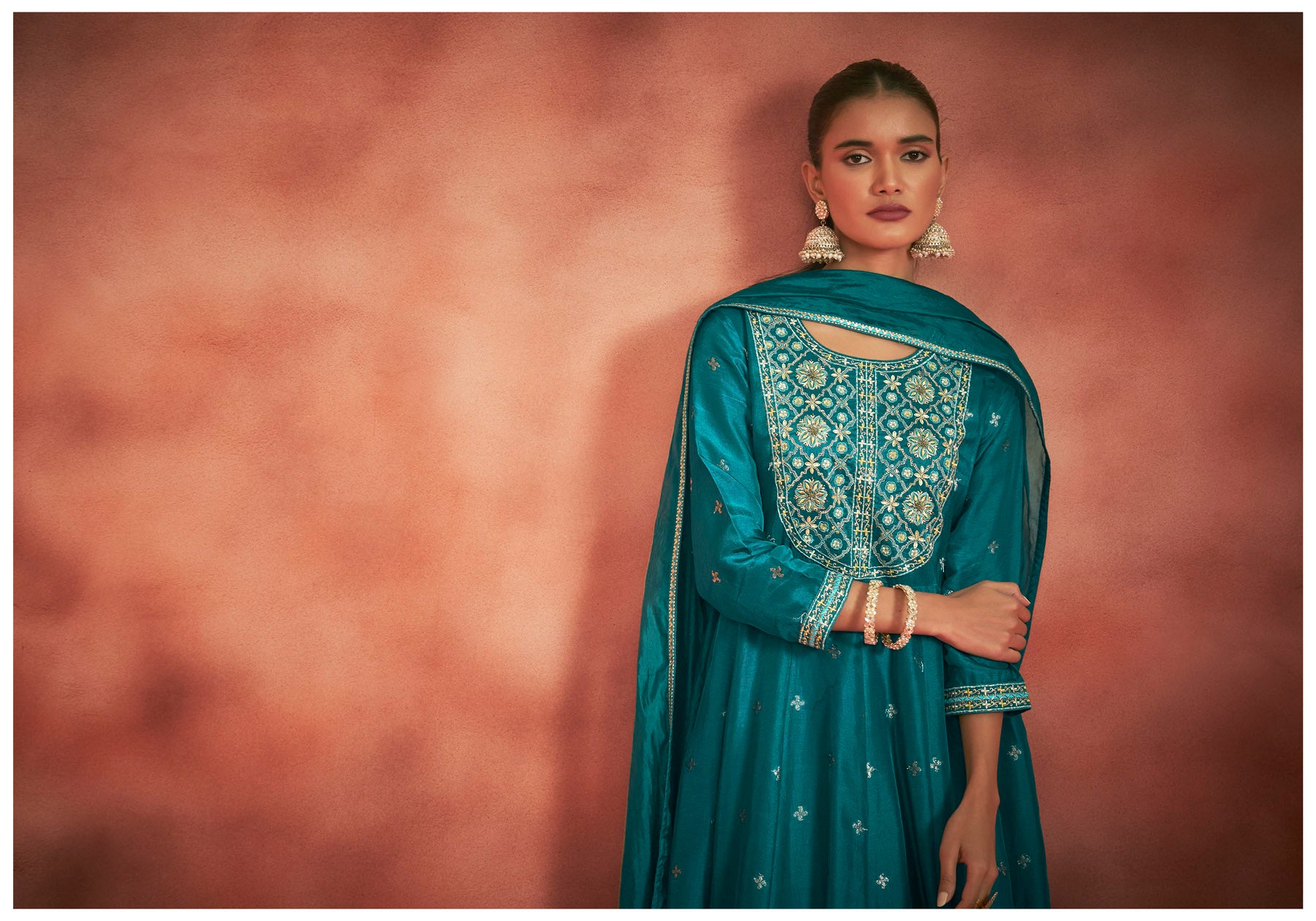 Rêverie Jacquard Anarkali Kurti Set