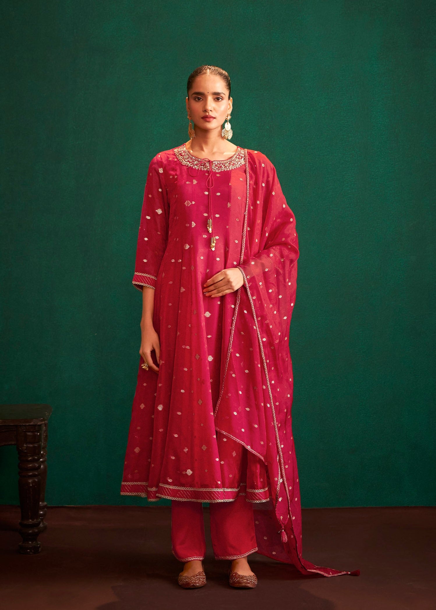 Verve Yarn-Dyed Jacquard Kurta Set