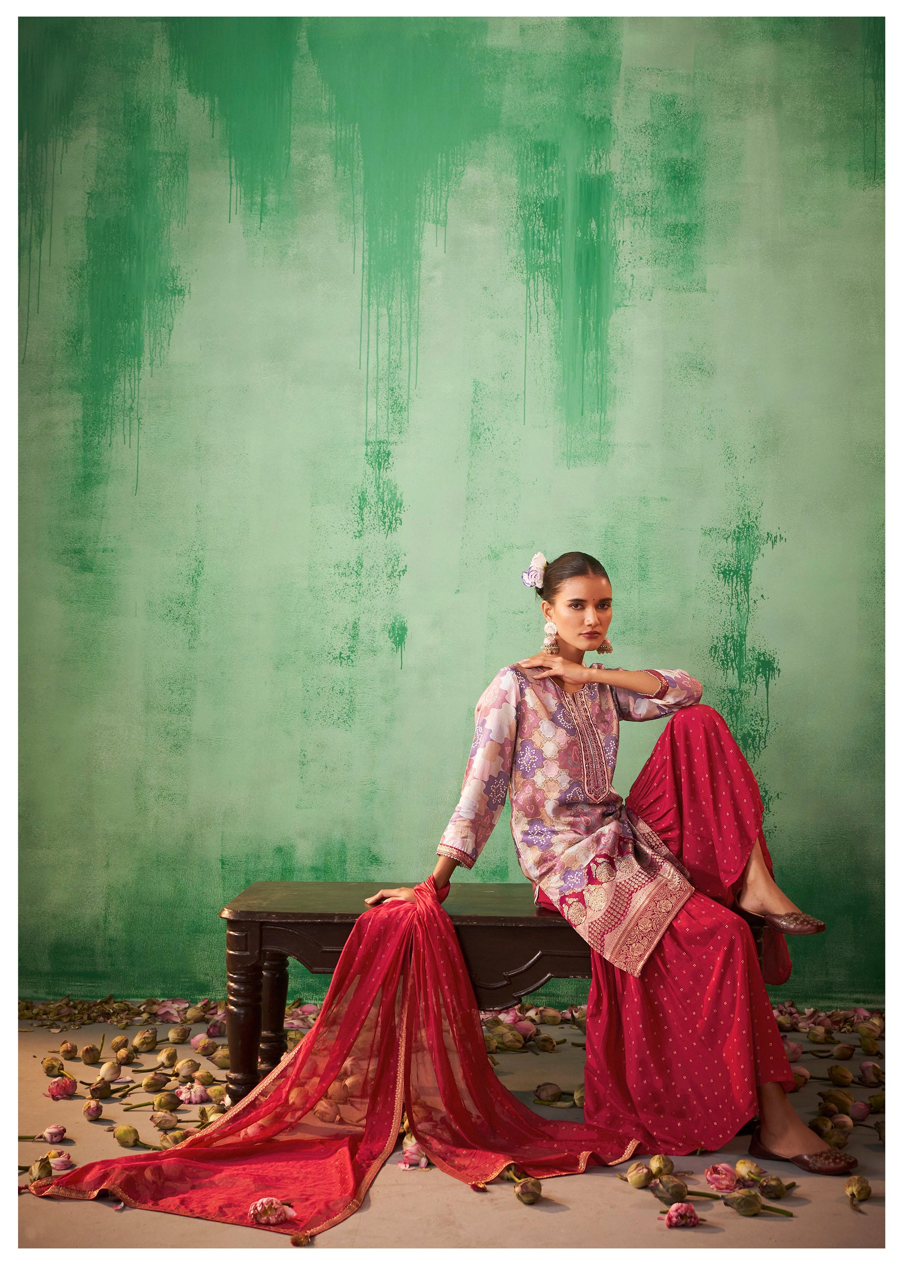 Embroidered Jacquard Set