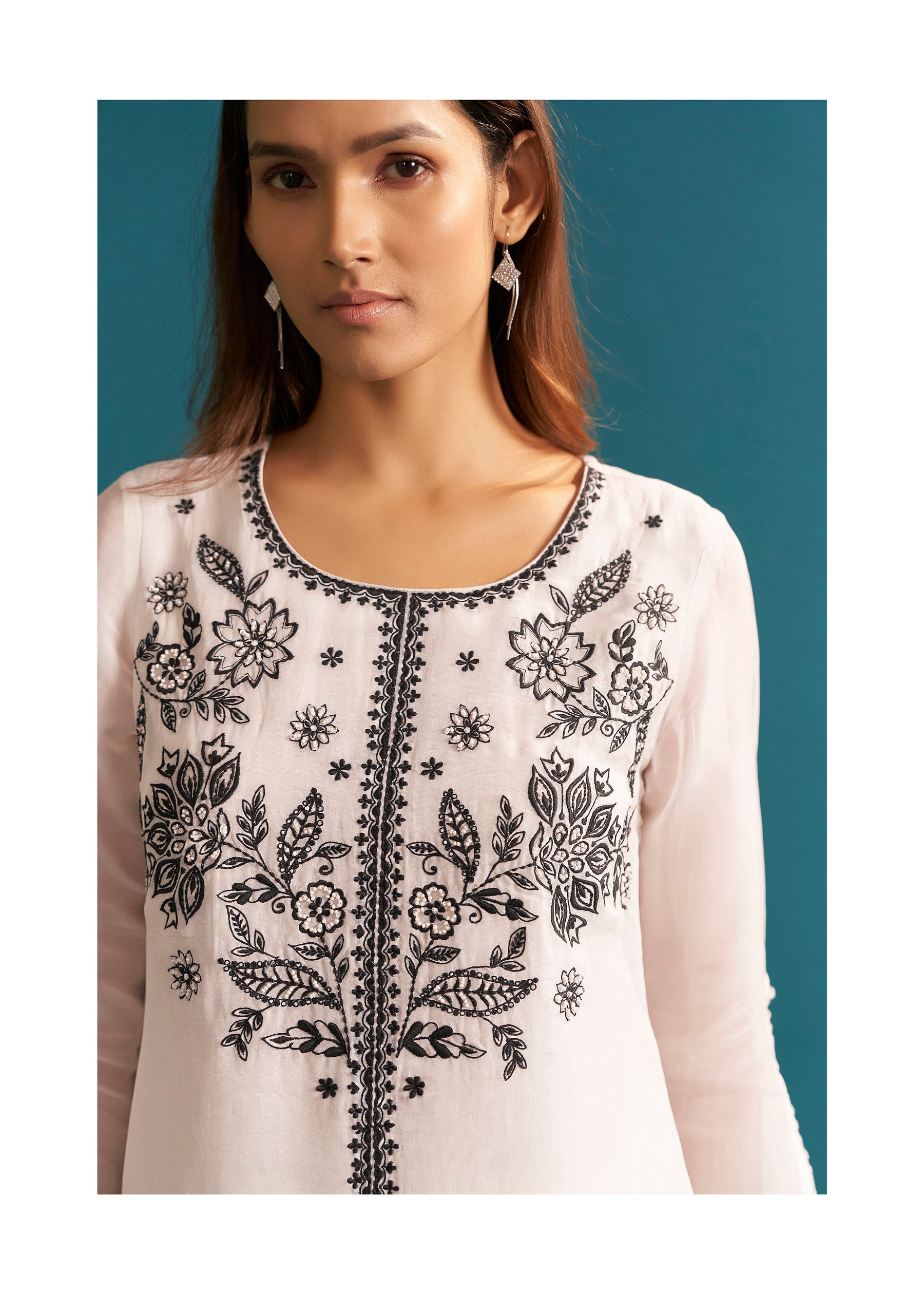 Lunessa Organza Kurta Set