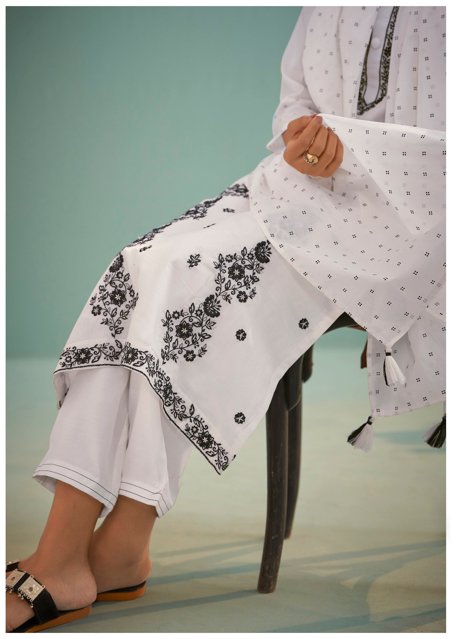 Delvina Cream Chikankari Embroidered Cotton Kurta Set