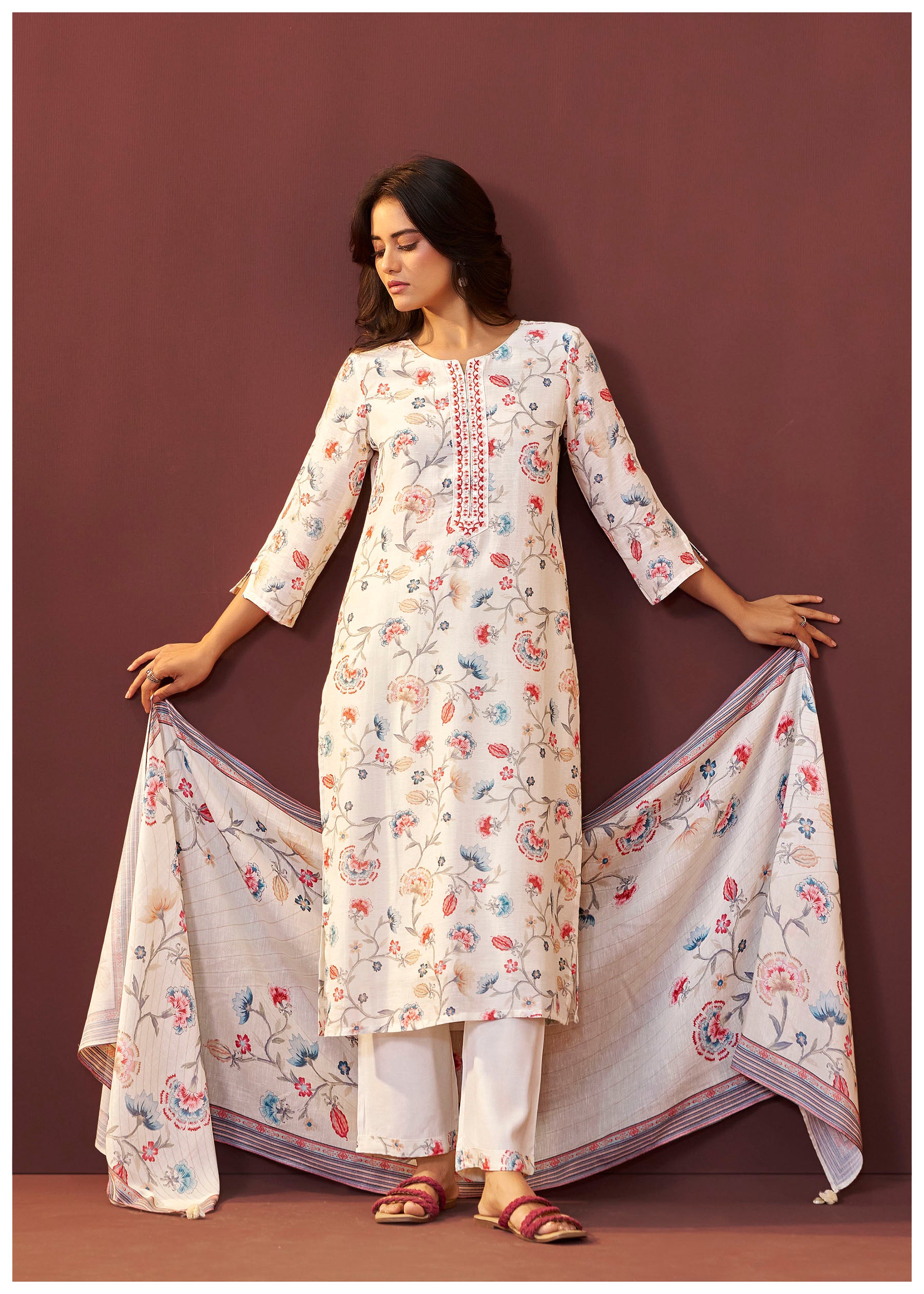 Ivoria Cream Embroidered Linen Kurta Set