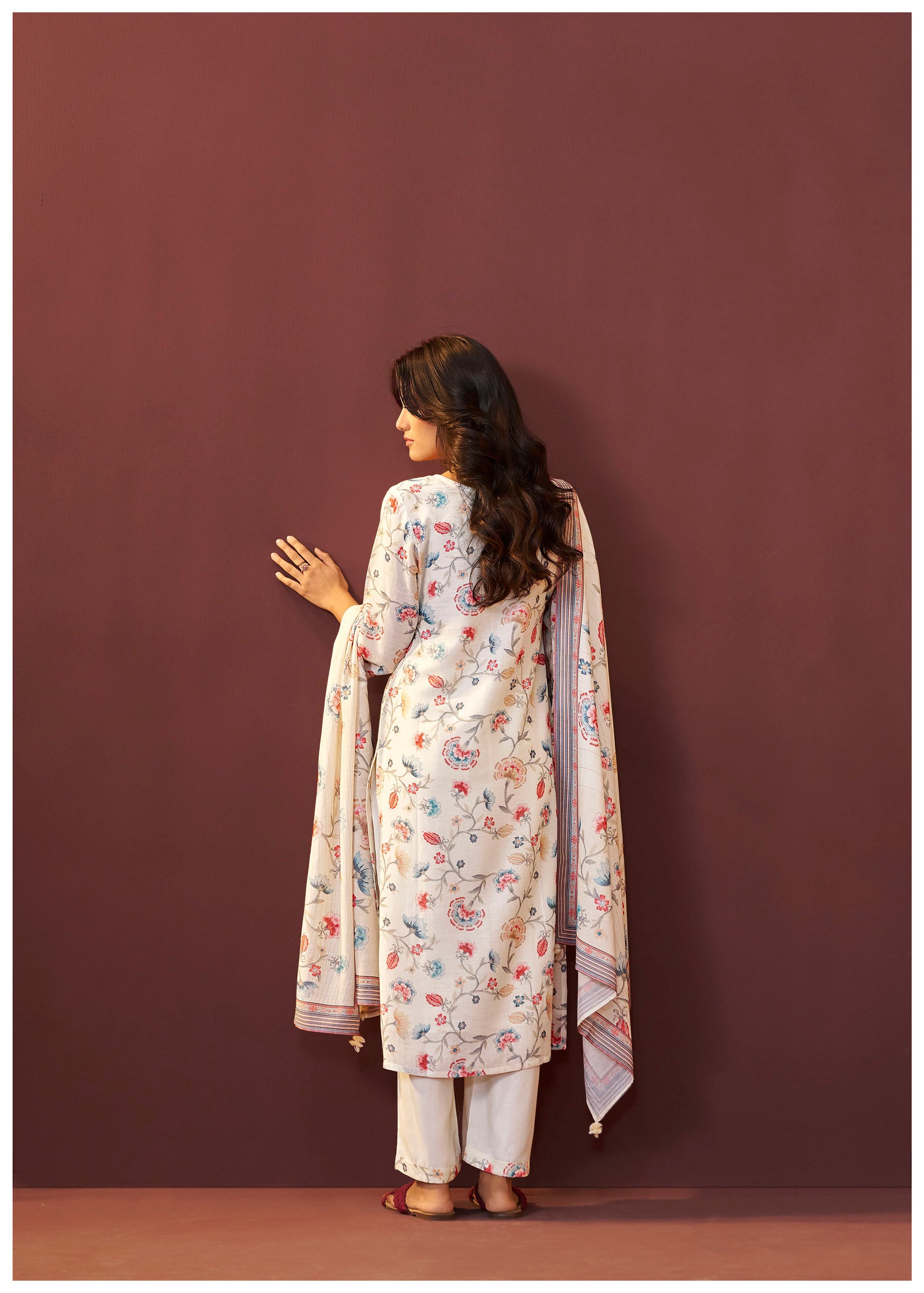 Ivoria Cream Embroidered Linen Kurta Set
