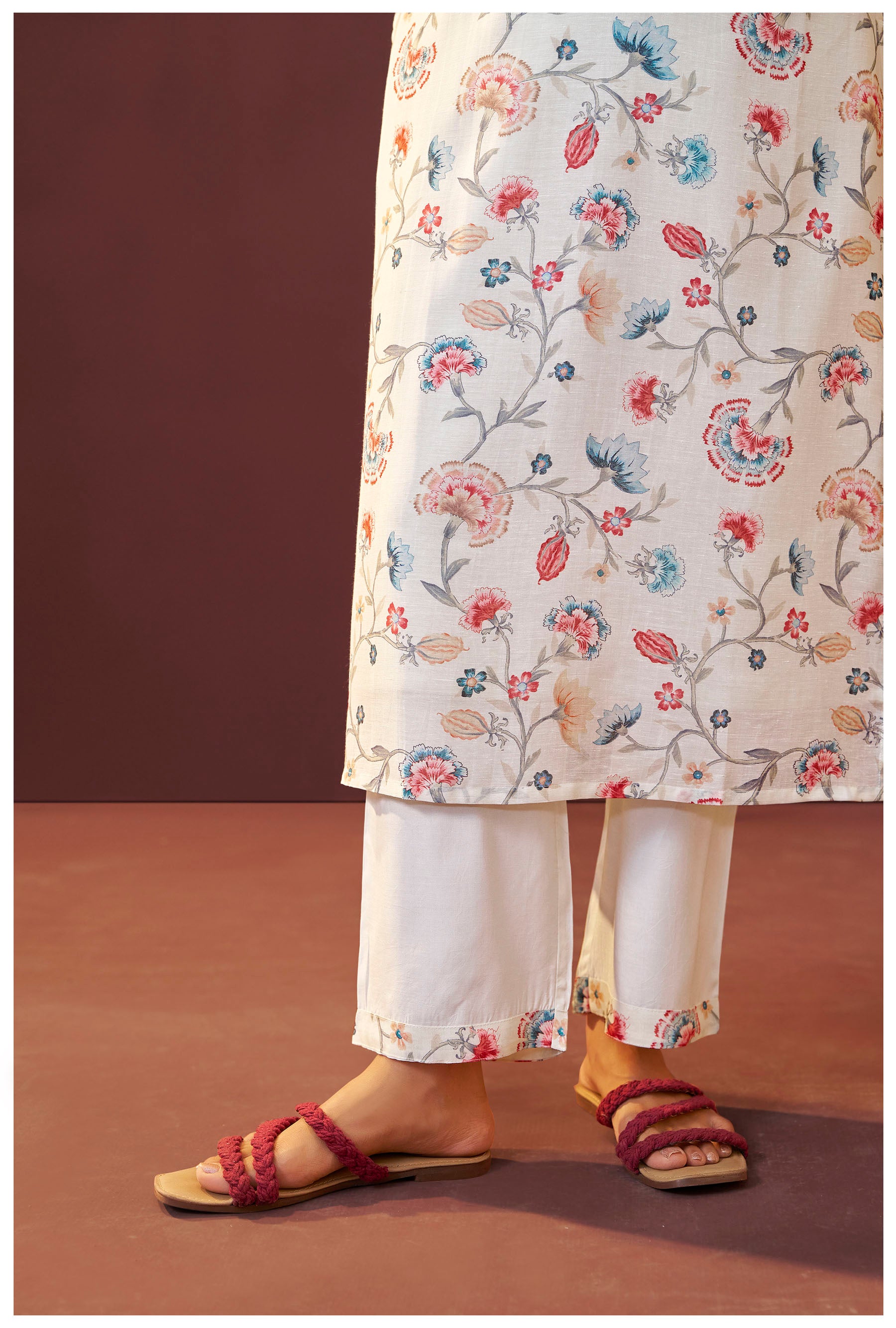 Ivoria Cream Embroidered Linen Kurta Set