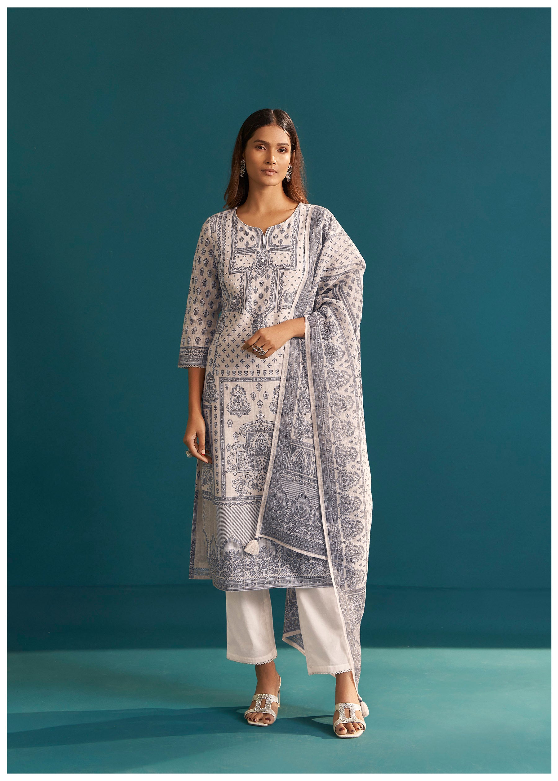 Nyssa Digital Print Embroidered Linen Kurta Set