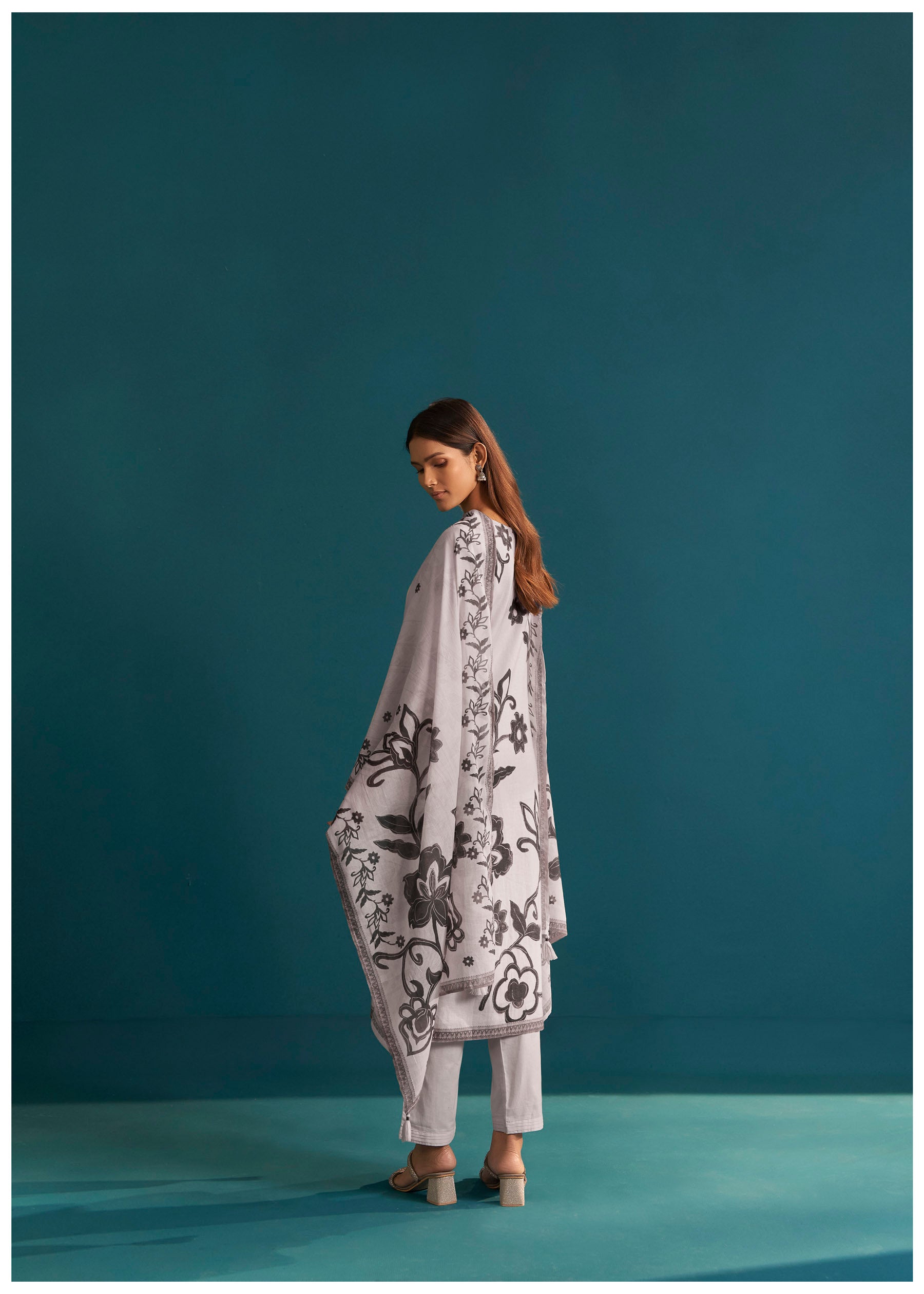 Duné Cream Digital Print Linen Kurta Set