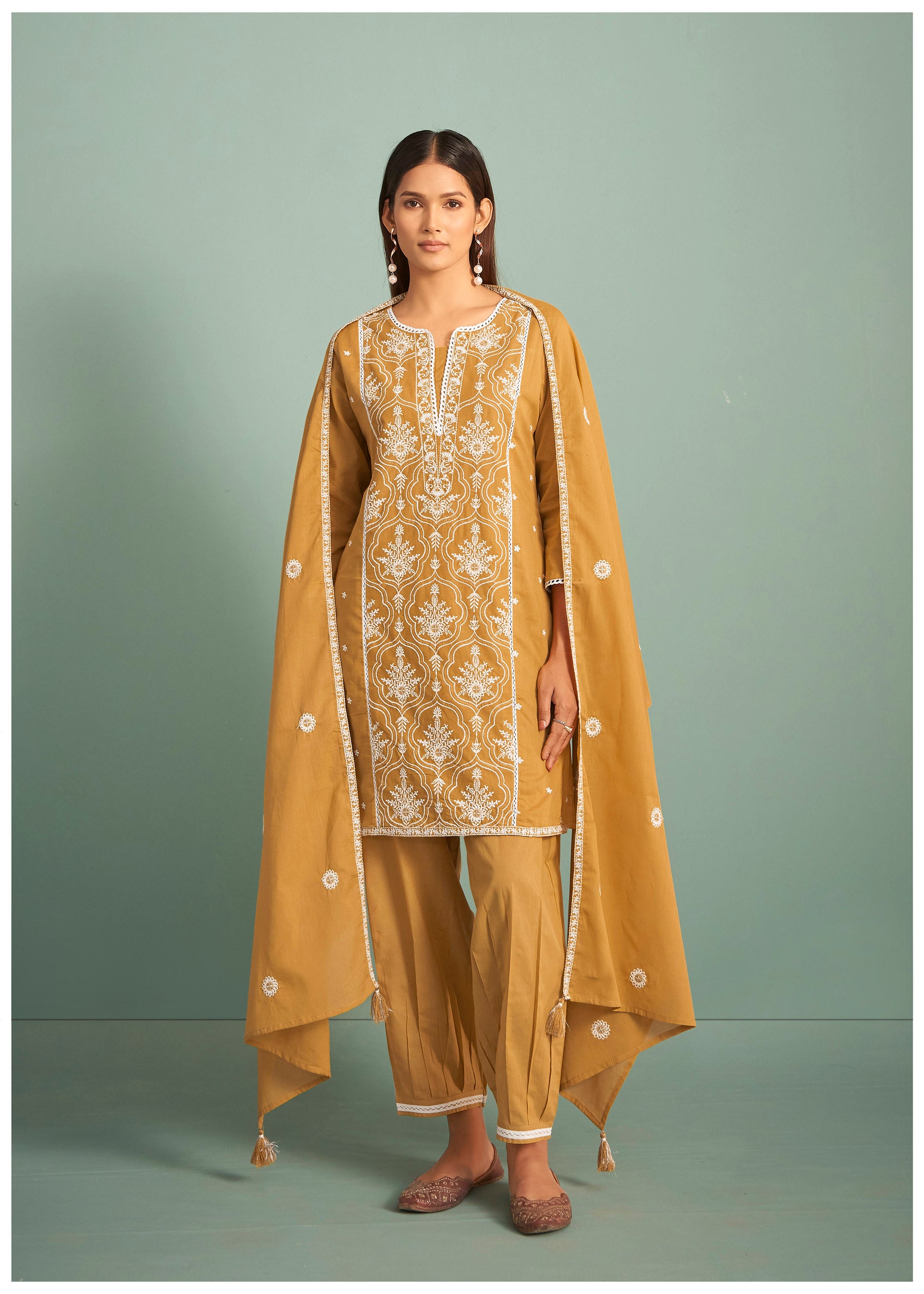 Saffronia Cotton Chikankari Kurta Set