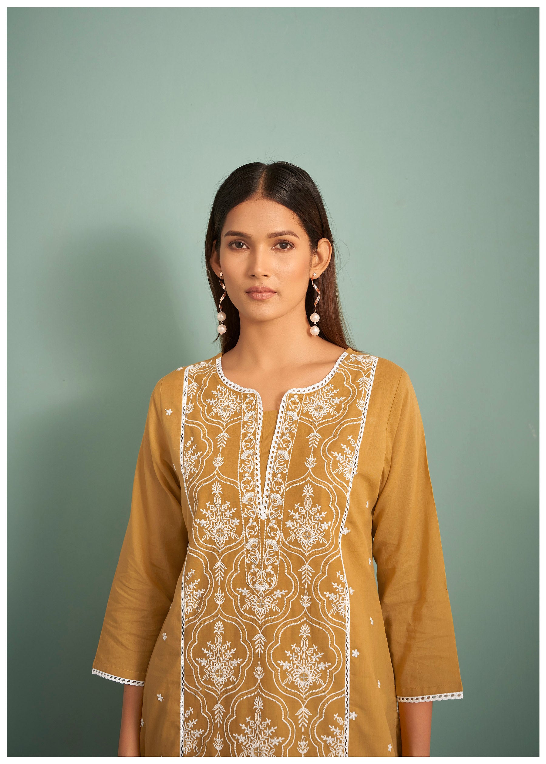 Saffronia Cotton Chikankari Kurta Set