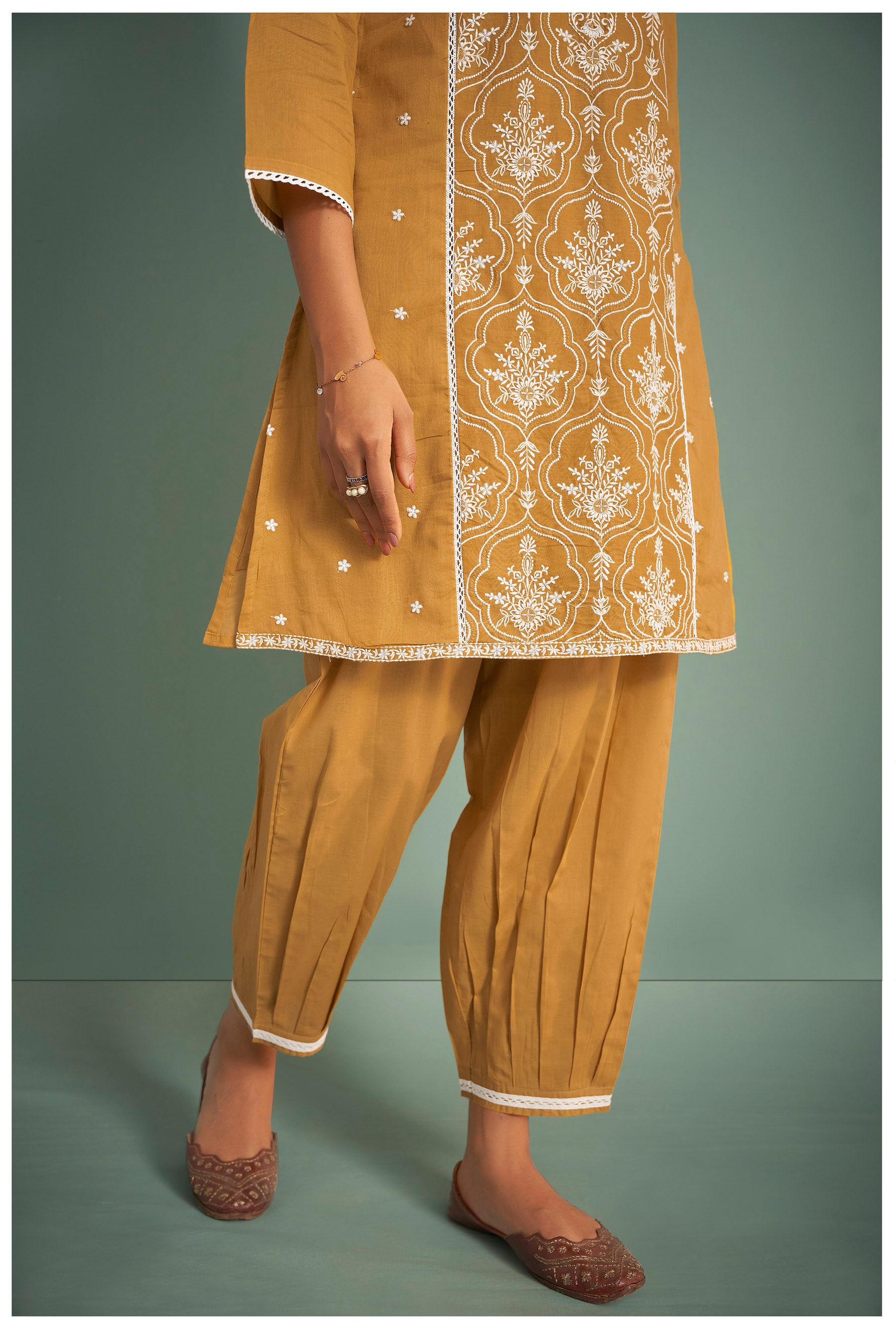 Saffronia Cotton Chikankari Kurta Set