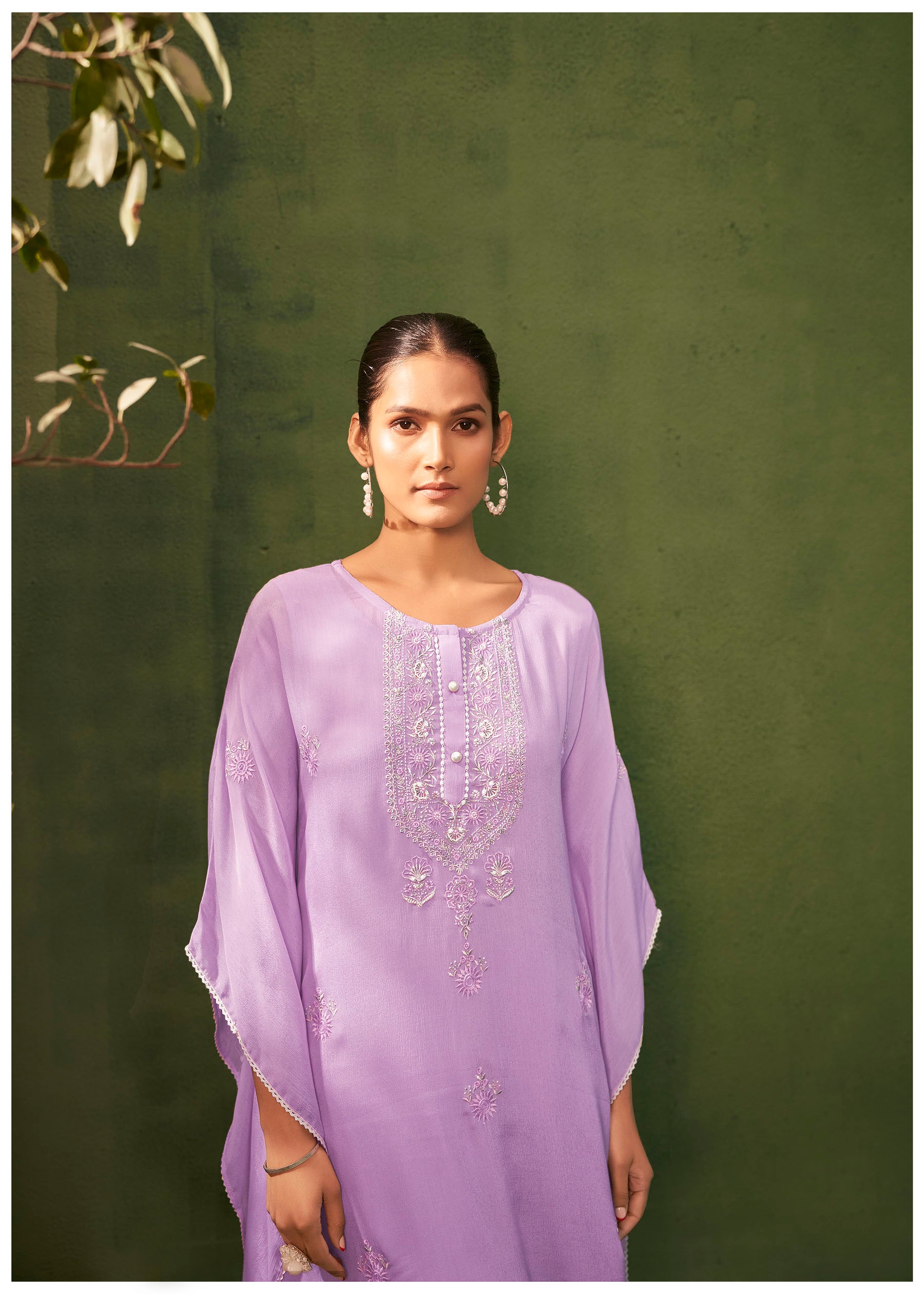 Caladriel Lavender Chinnon Embroidered Kaftan