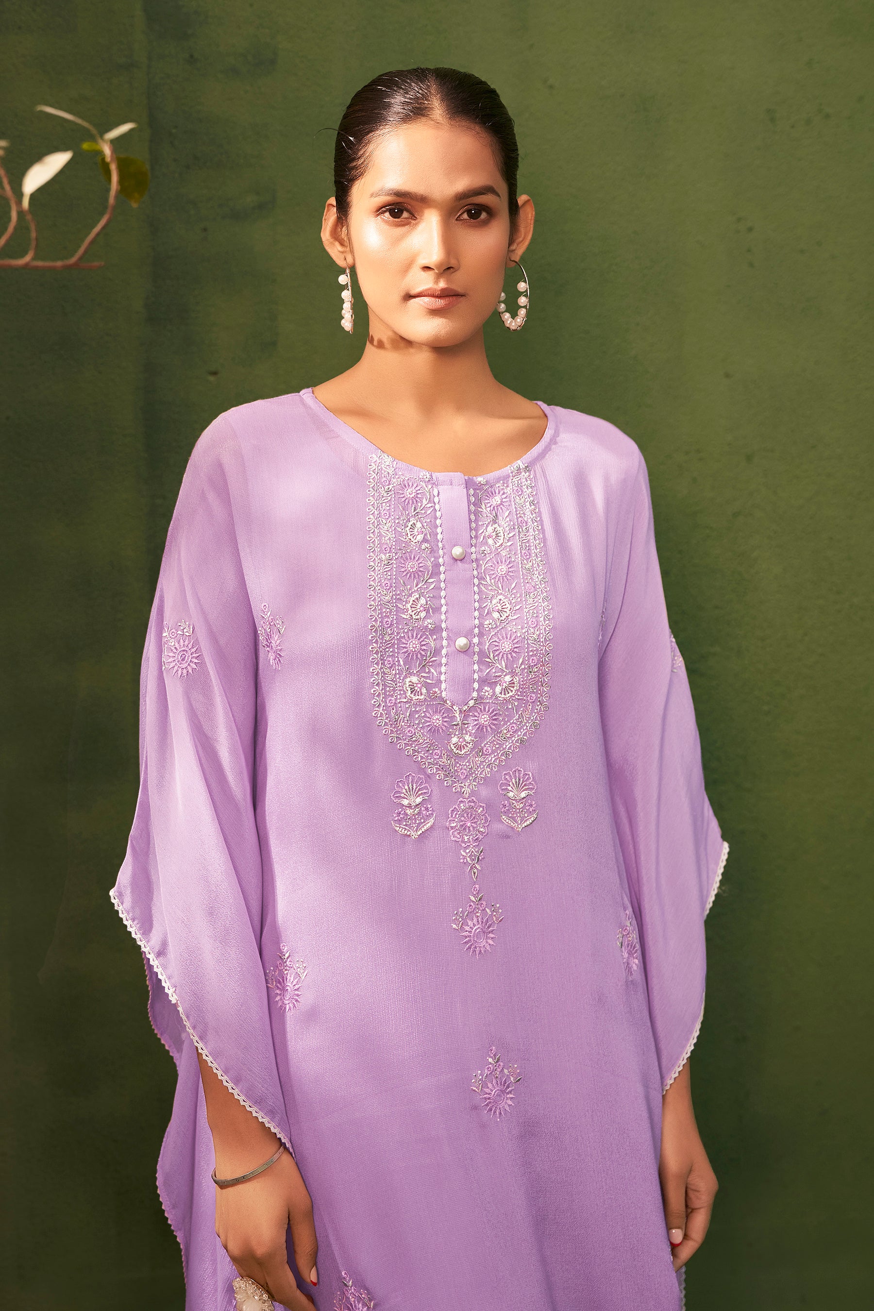 Caladriel Lavender Chinnon Embroidered Kaftan