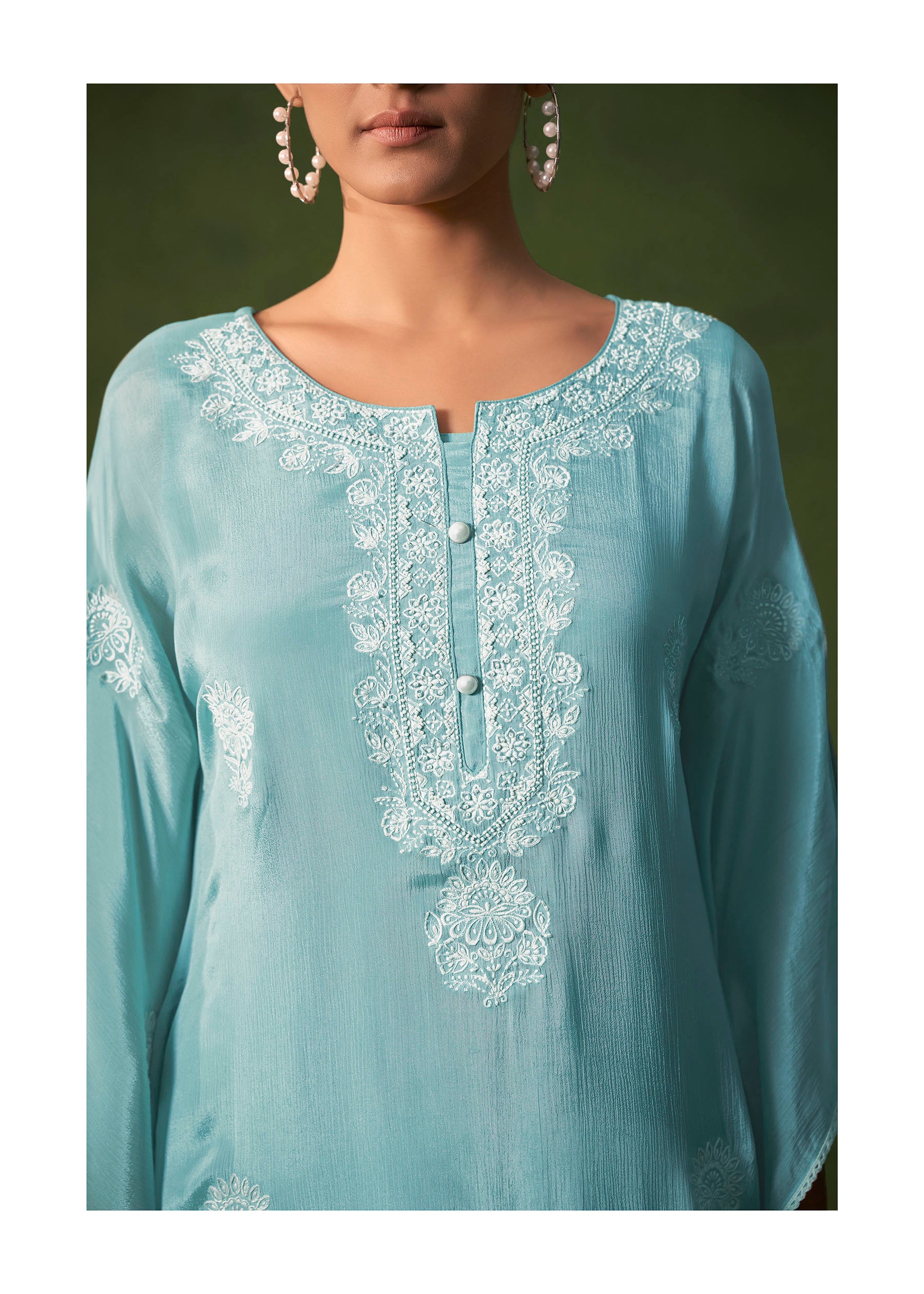 Vyserra Rama Chinnon Embroidered Kaftan
