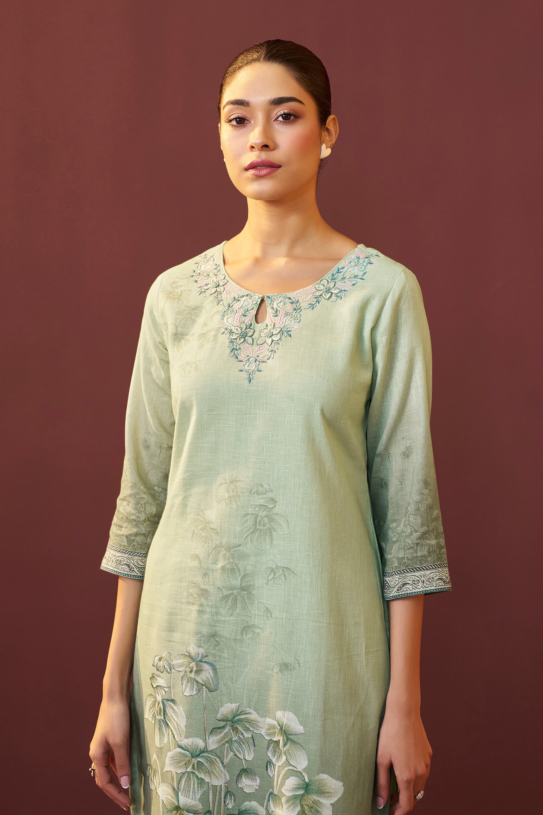 Silvara Green Digital Print Kurta Set