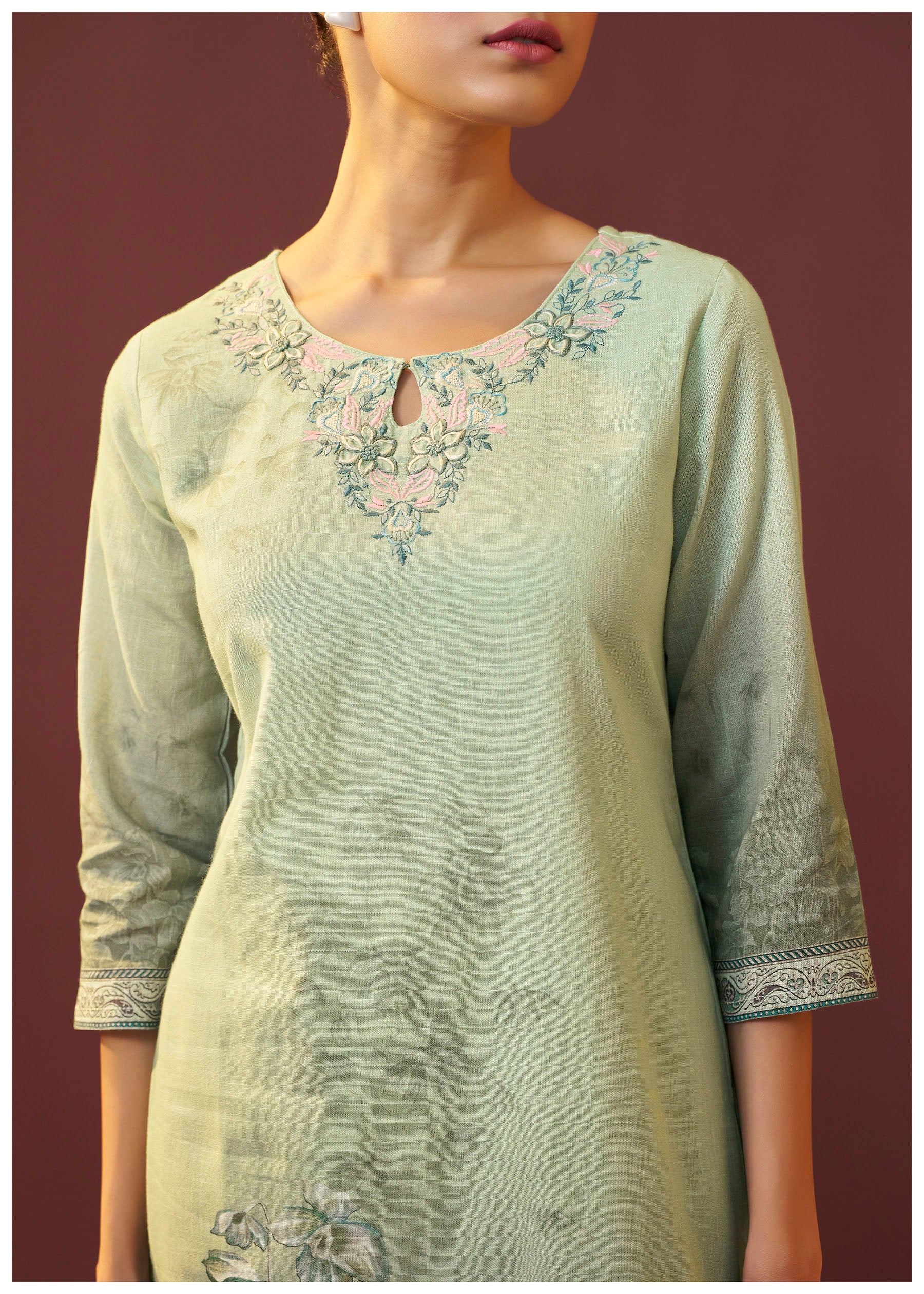Silvara Green Digital Print Kurta Set