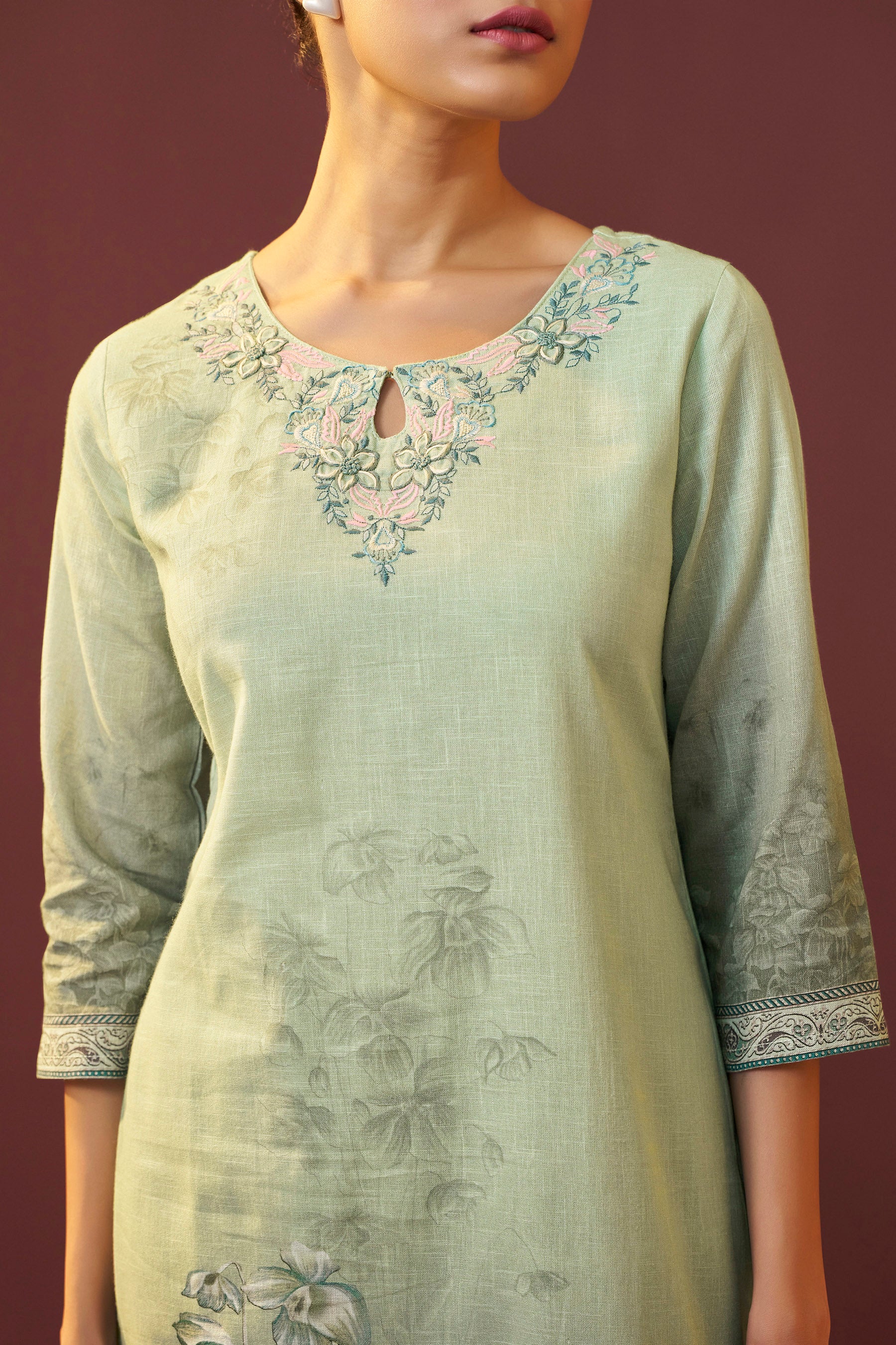Silvara Green Digital Print Kurta Set
