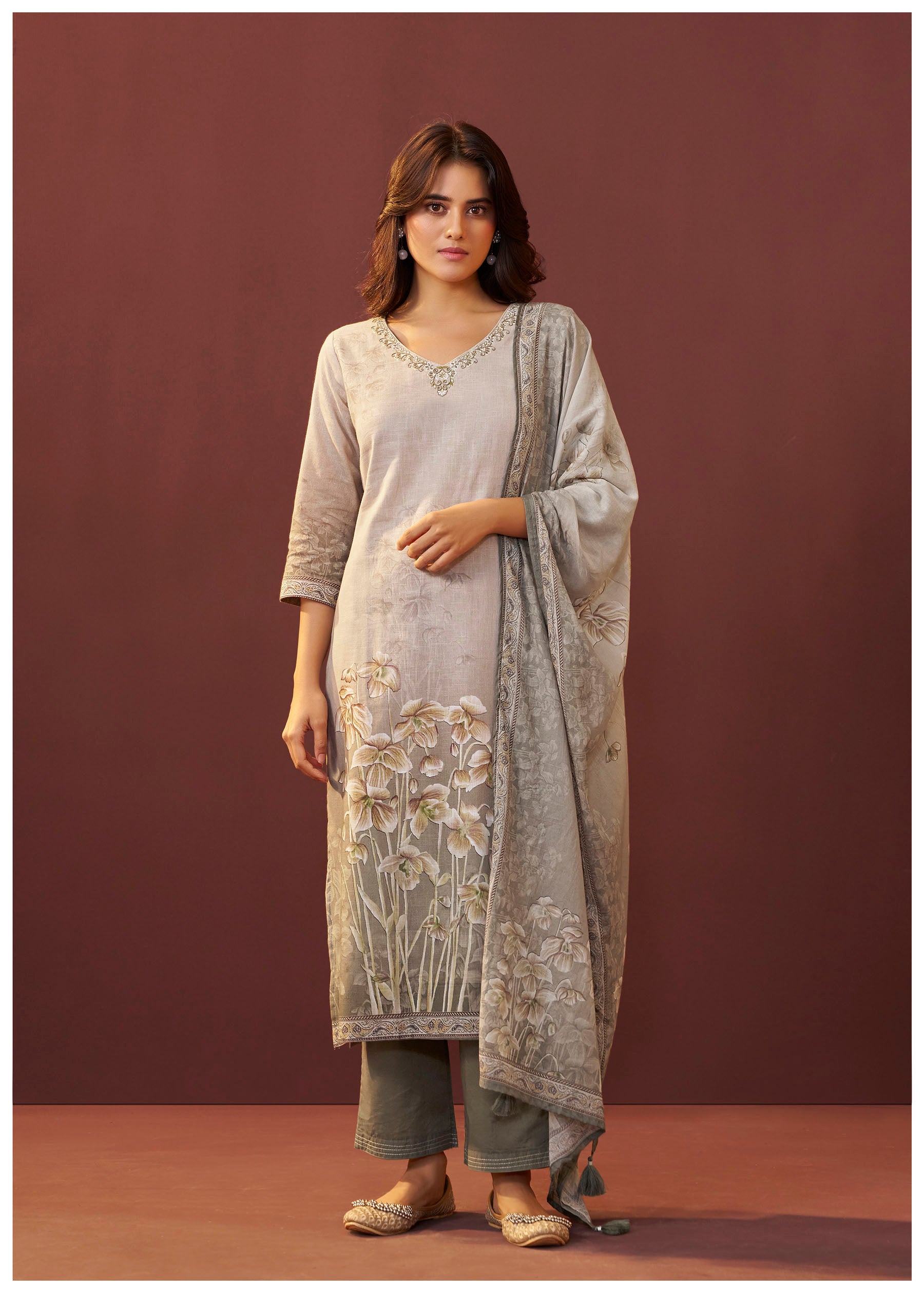 Mistlyn Grey Embroidered Linen Kurta Set