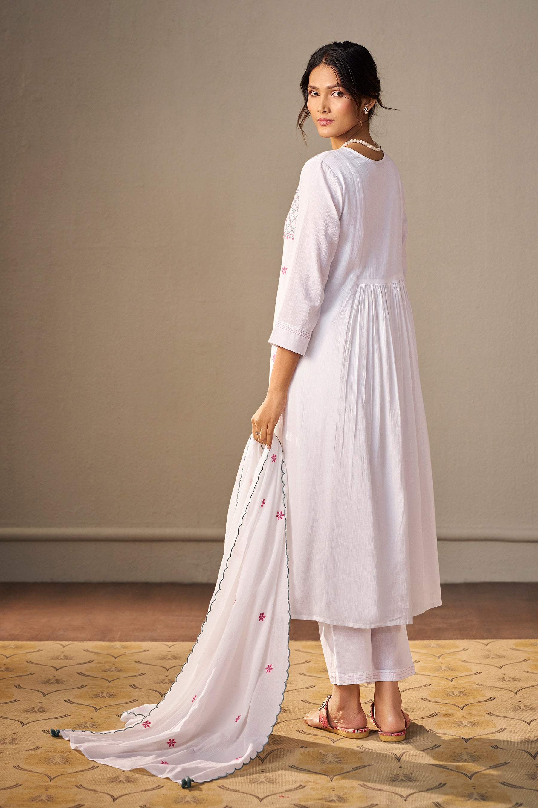 Cotton Embroidered Crush Set