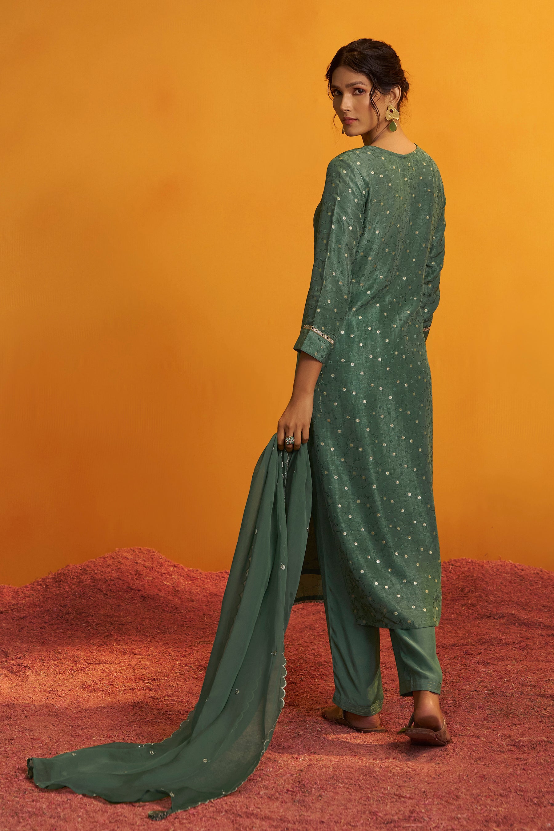 Mirror Embroidery Kurta Set – Green