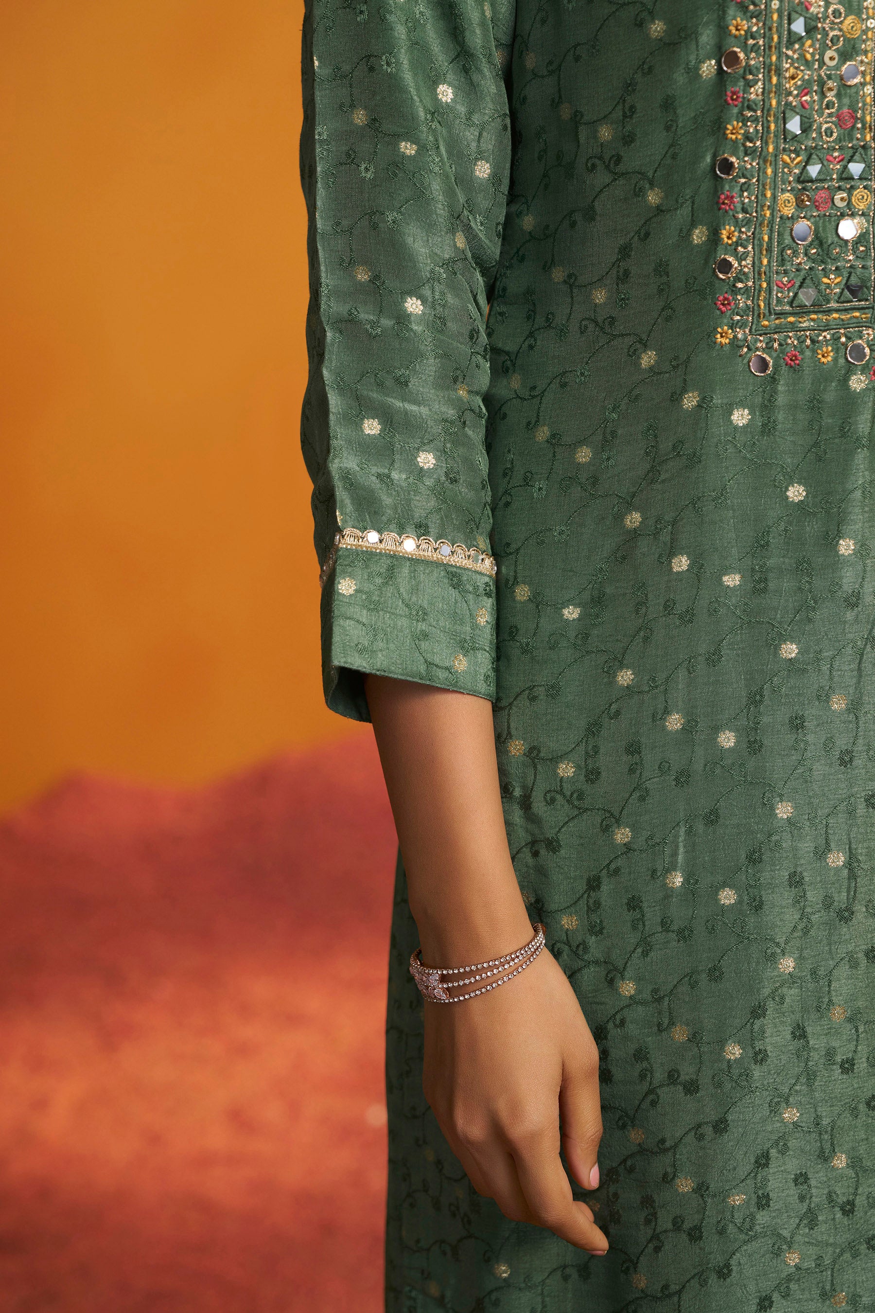 Mirror Embroidery Kurta Set – Green