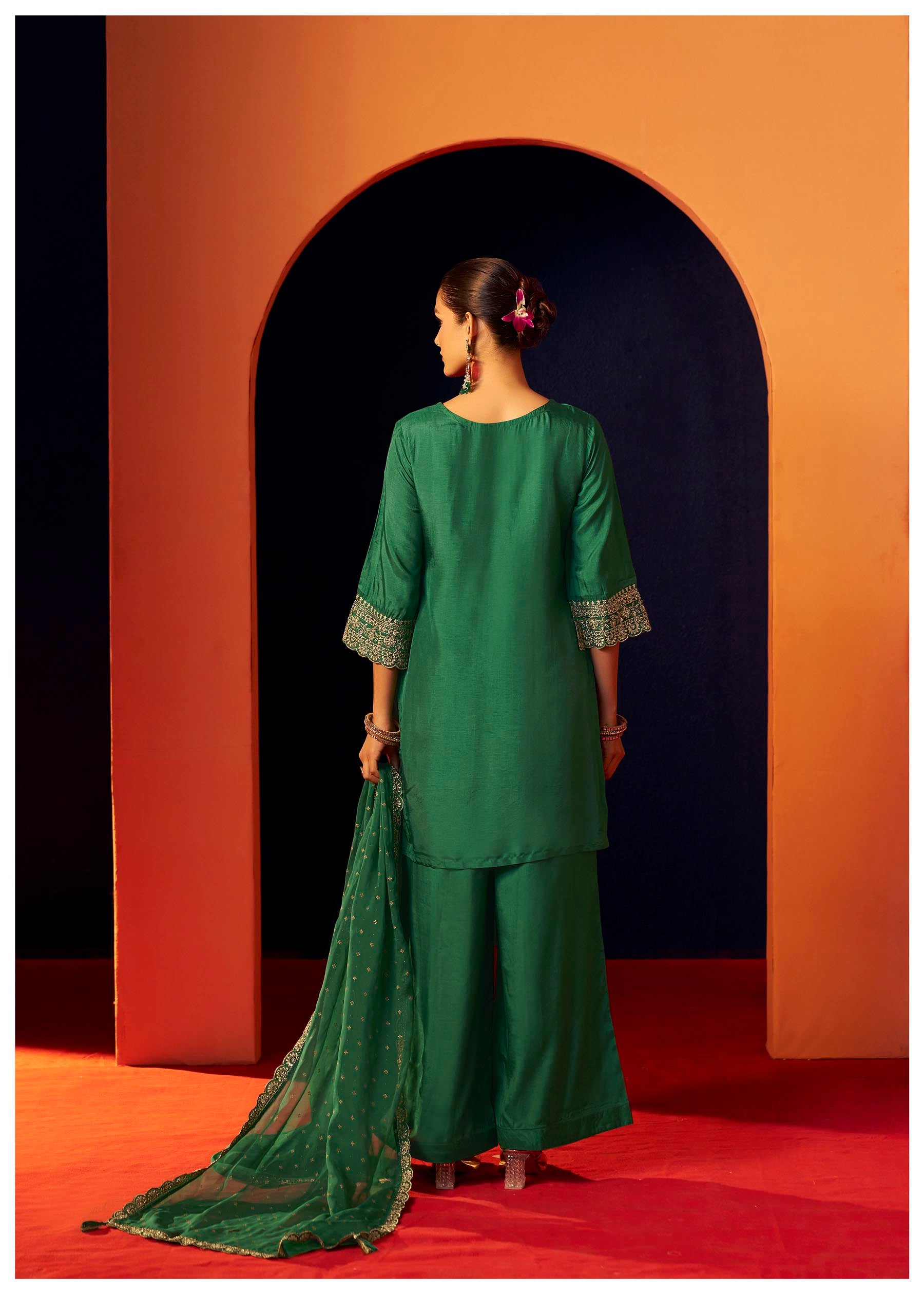 Fynora Green Embroidered Kurta Set