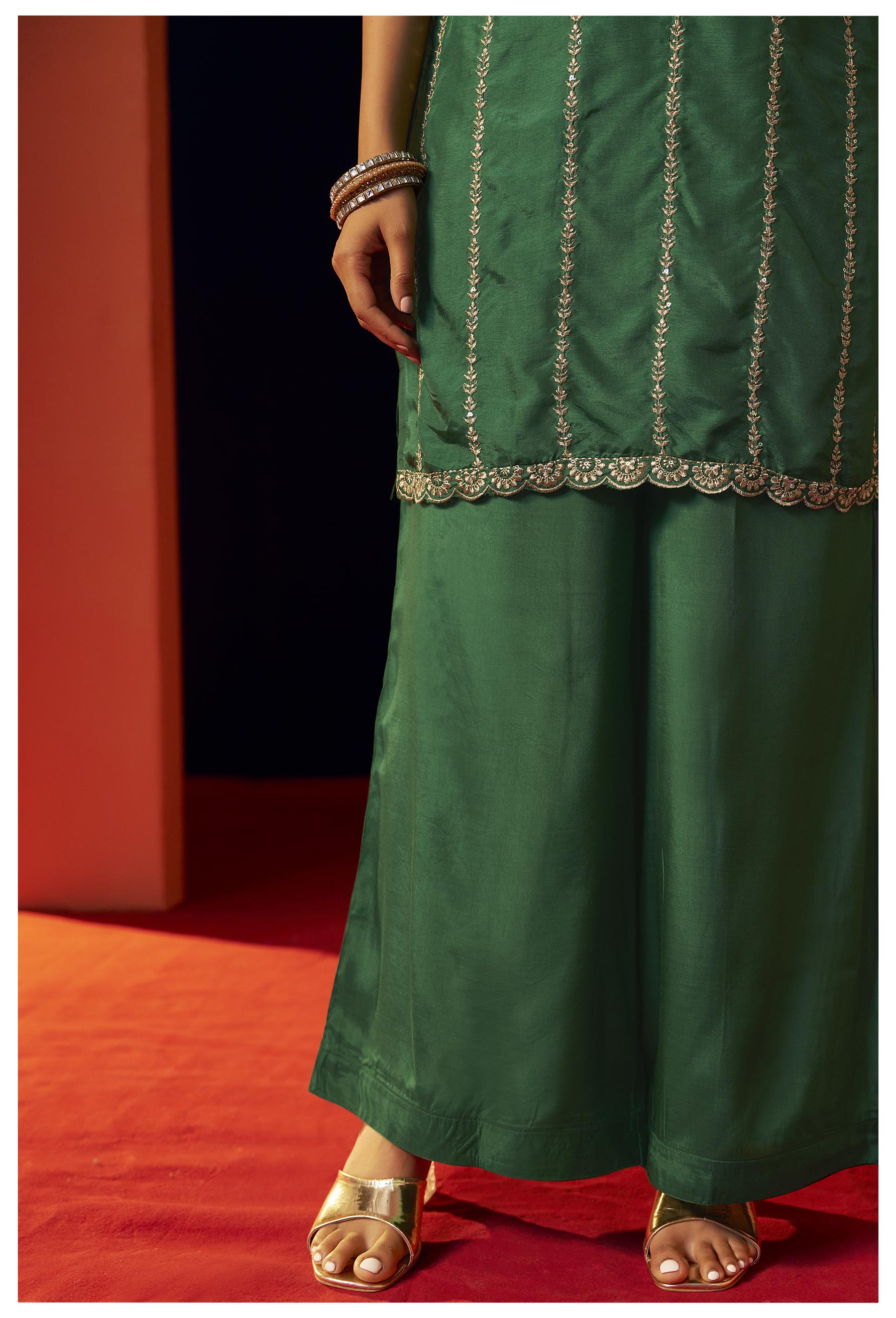Fynora Green Embroidered Kurta Set
