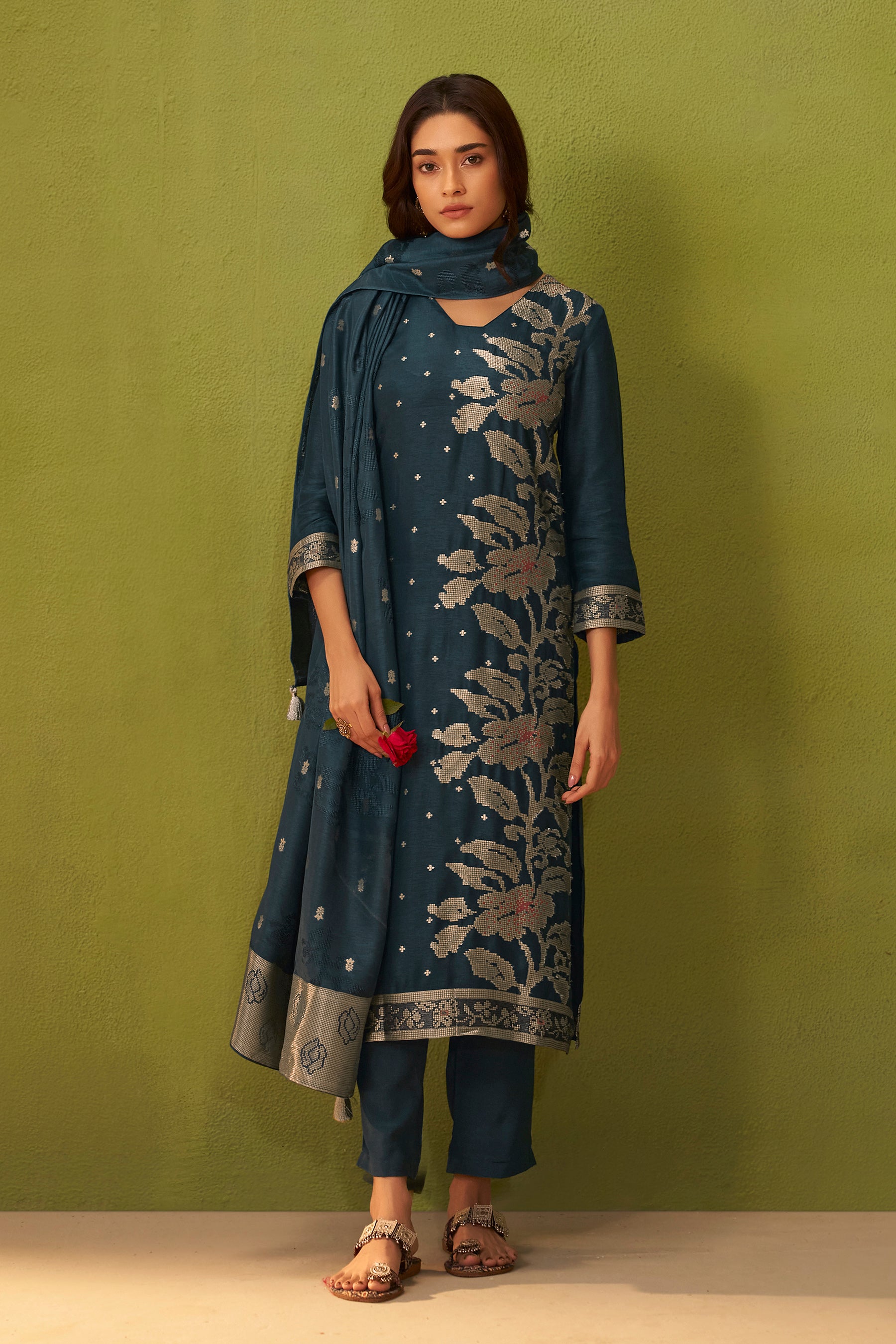 Russian Jacquard Set – Blue