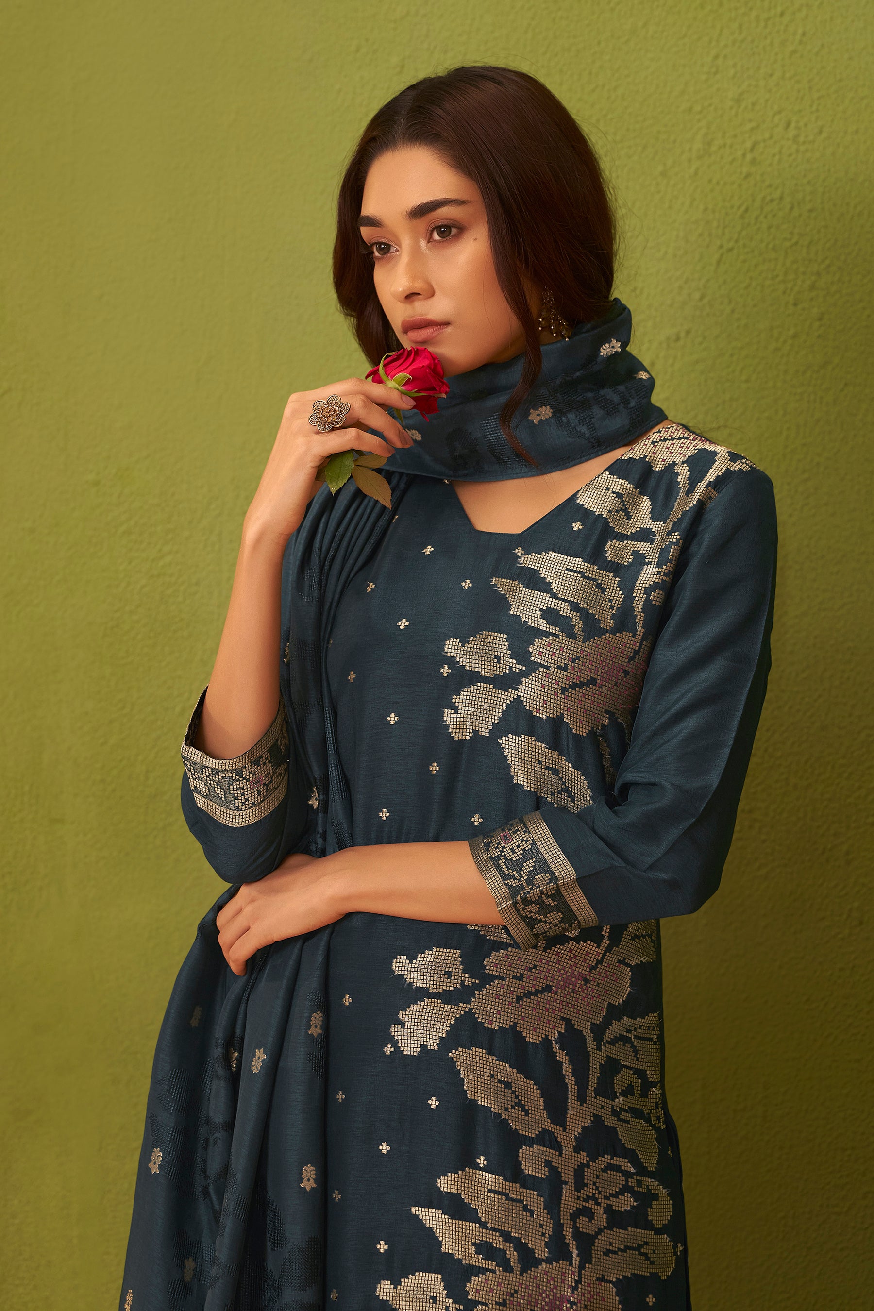 Russian Jacquard Set – Blue