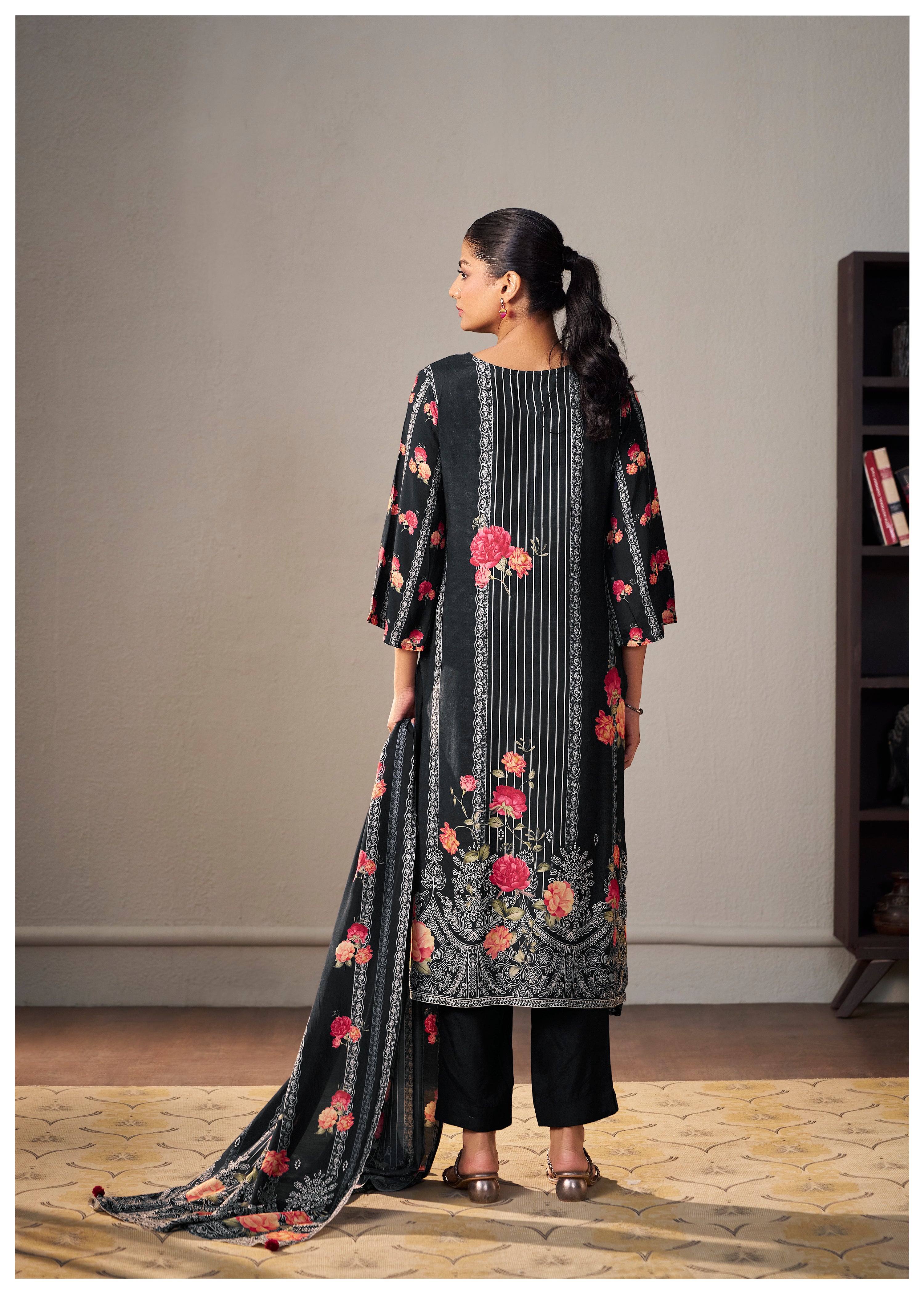Heavy Muslin Digital Print Kurta Set