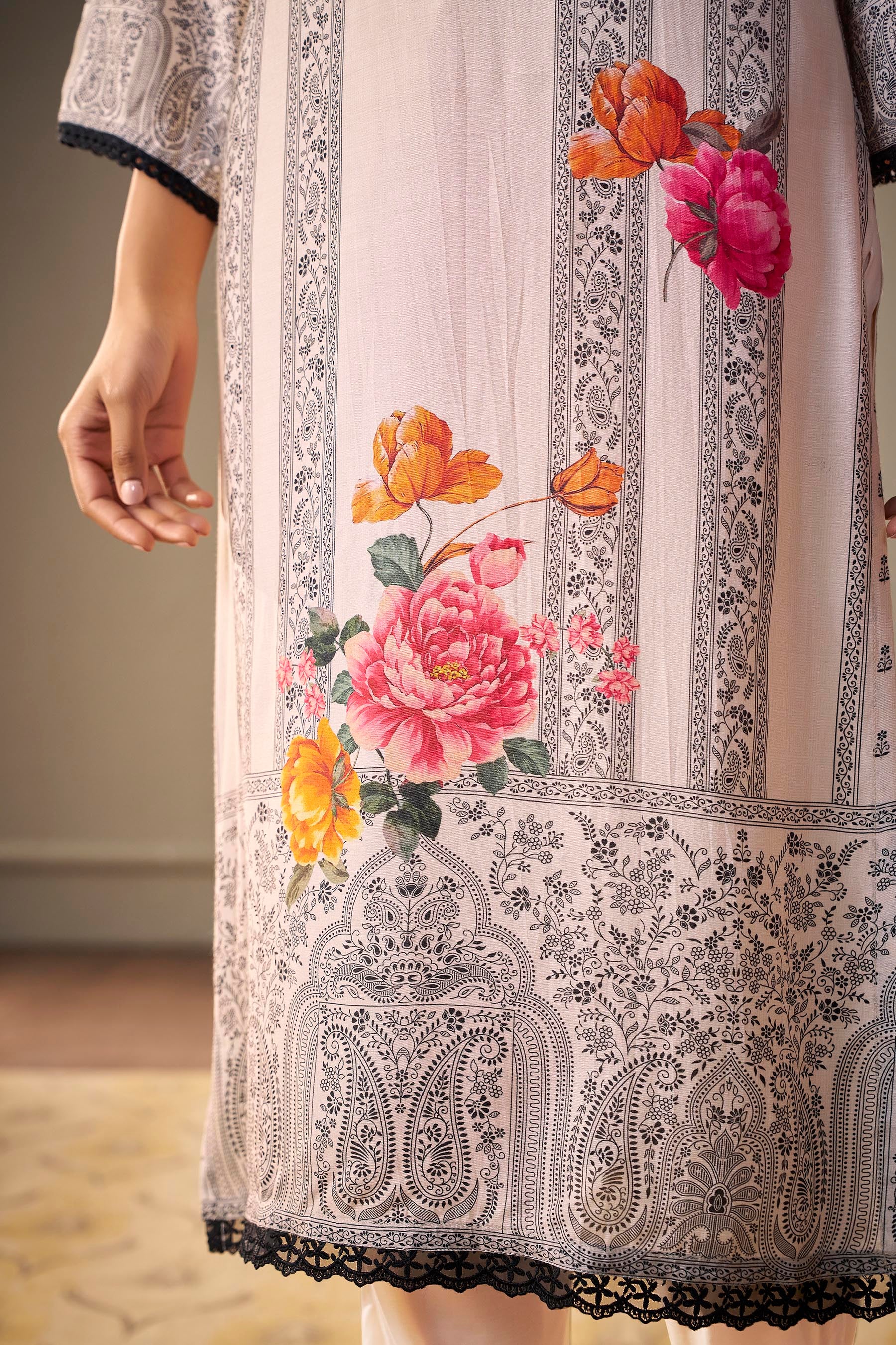 Handworked Muslin Digital Print Kurta Set