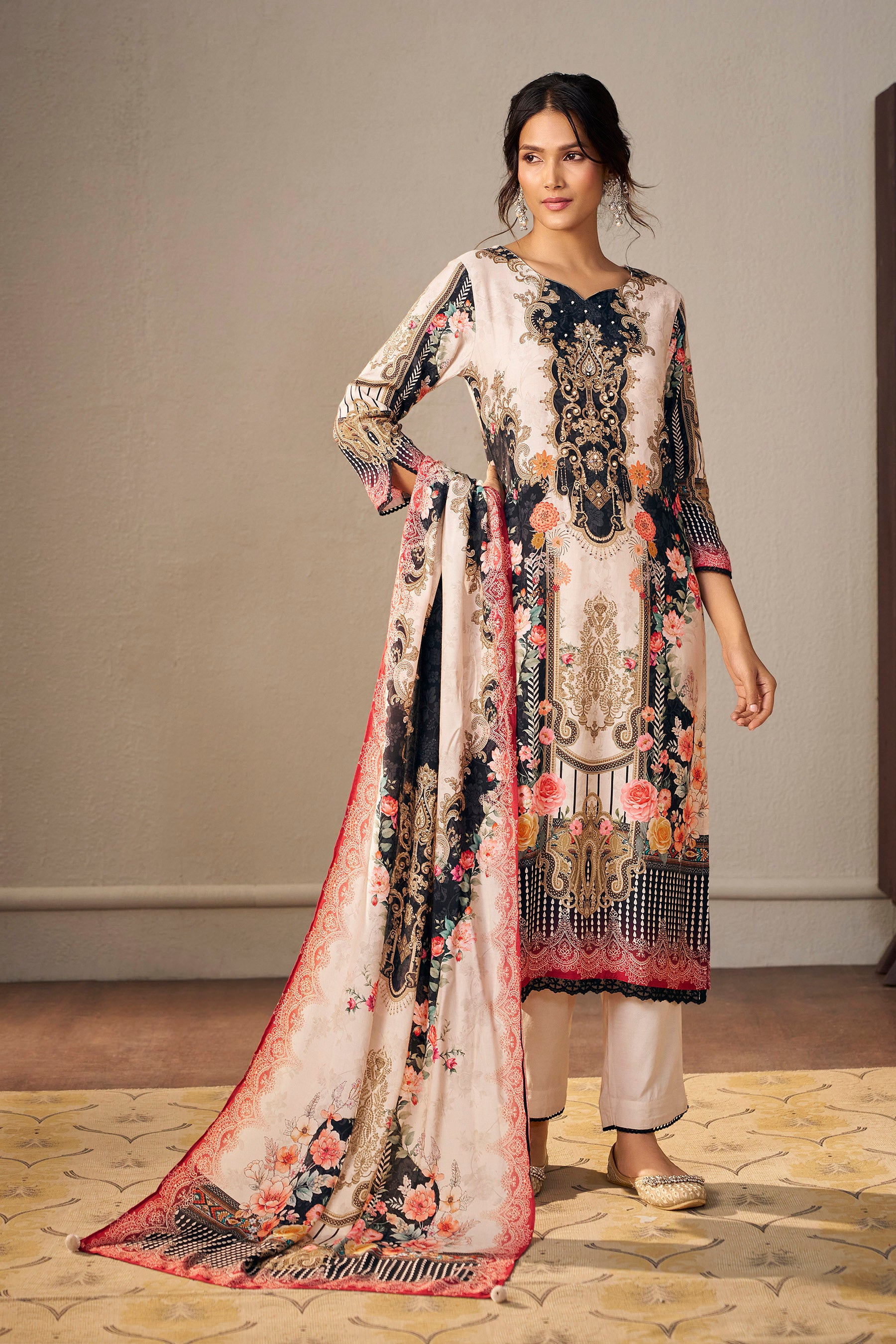 Heavy Muslin Digital Print Kurta 3-Piece Set