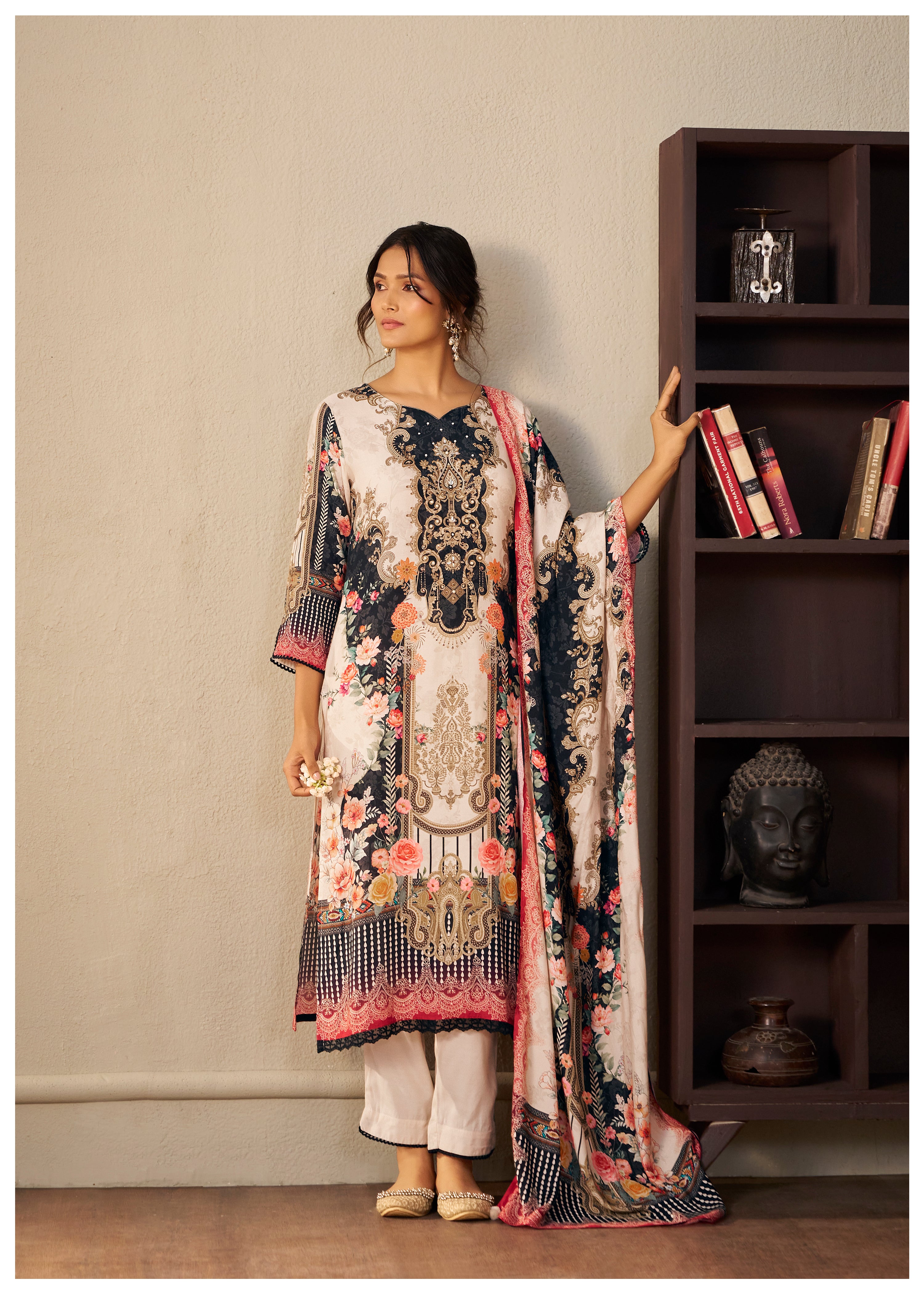 Heavy Muslin Digital Print Kurta Set