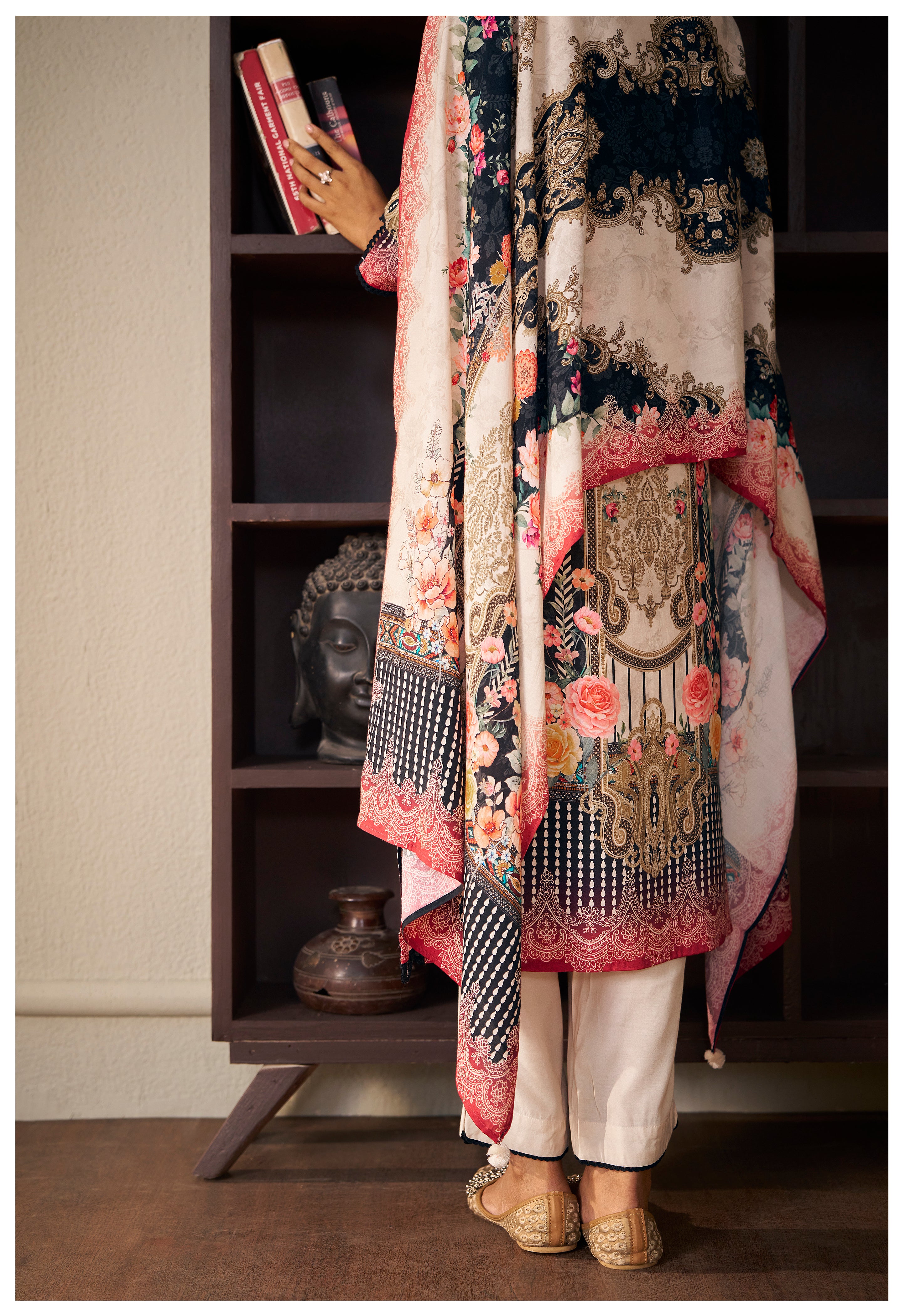 Heavy Muslin Digital Print Kurta Set