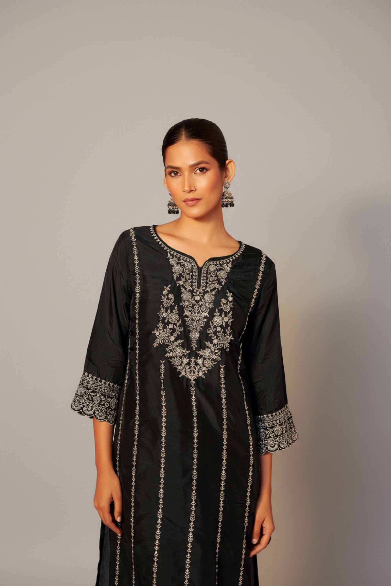 Ravelyn Black Zari Embroidered Kurta Set