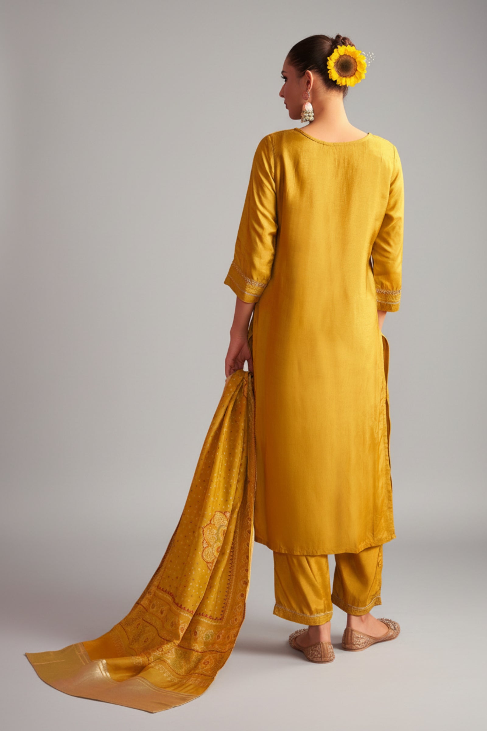 Silk Embroidery Set