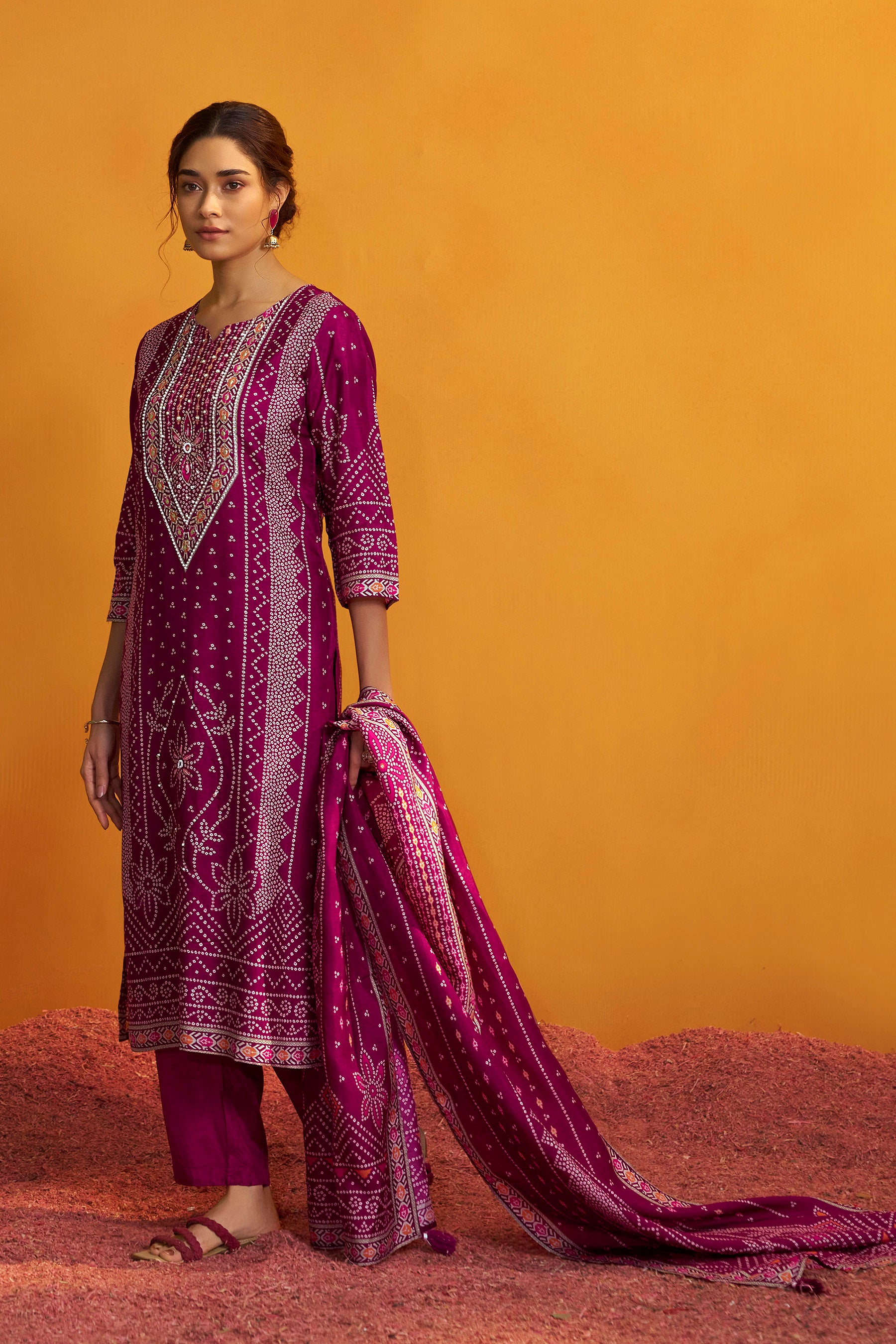 Bandhani Digital Print Kurta Set – Wine