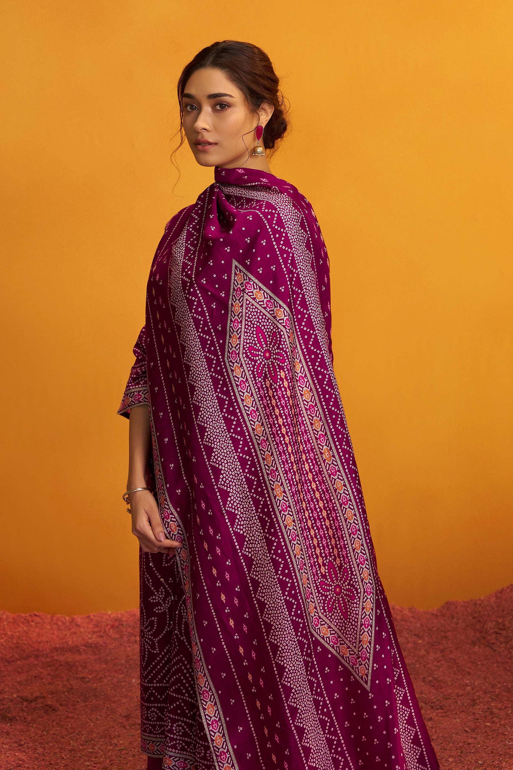 Bandhani Digital Print Kurta Set – Wine